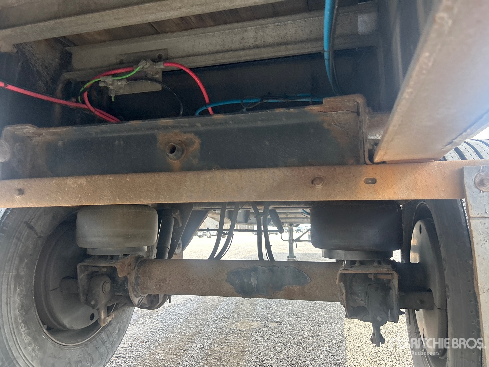 2015 Load King  48 FT T/A SPREAD AXLE