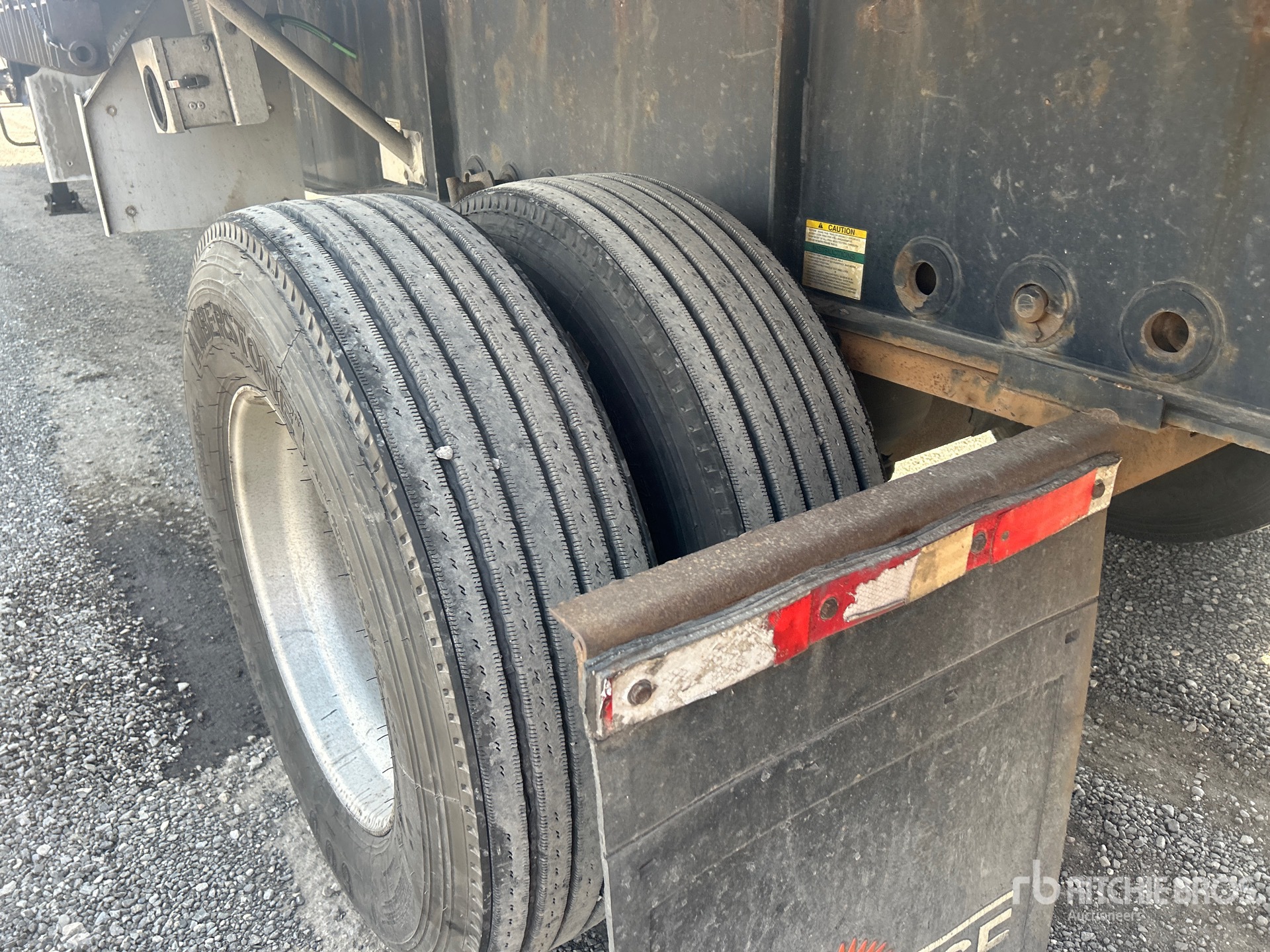 2015 Load King  48 FT T/A SPREAD AXLE