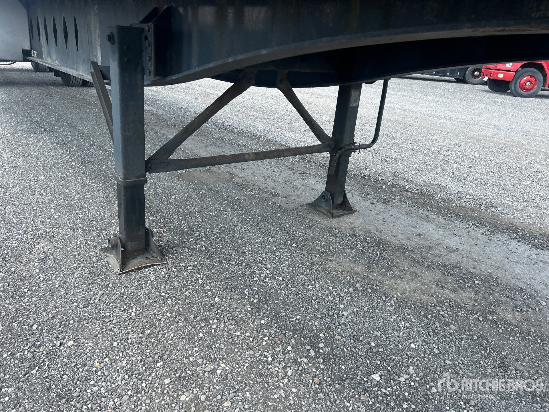 2015 Load King  48 FT T/A SPREAD AXLE