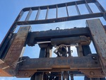 Hydraulics with Vérin de déport latéral