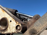 Hydraulics with Bucket Tilt Cylinders