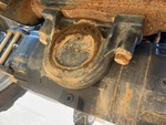 Drivetrain with Front Axle Oscillating Pin