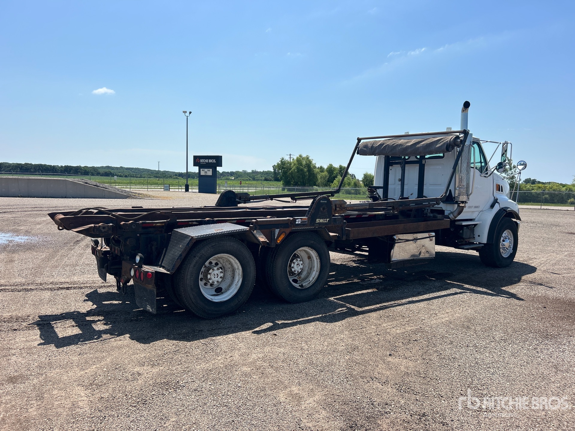 2004 Sterling L9500