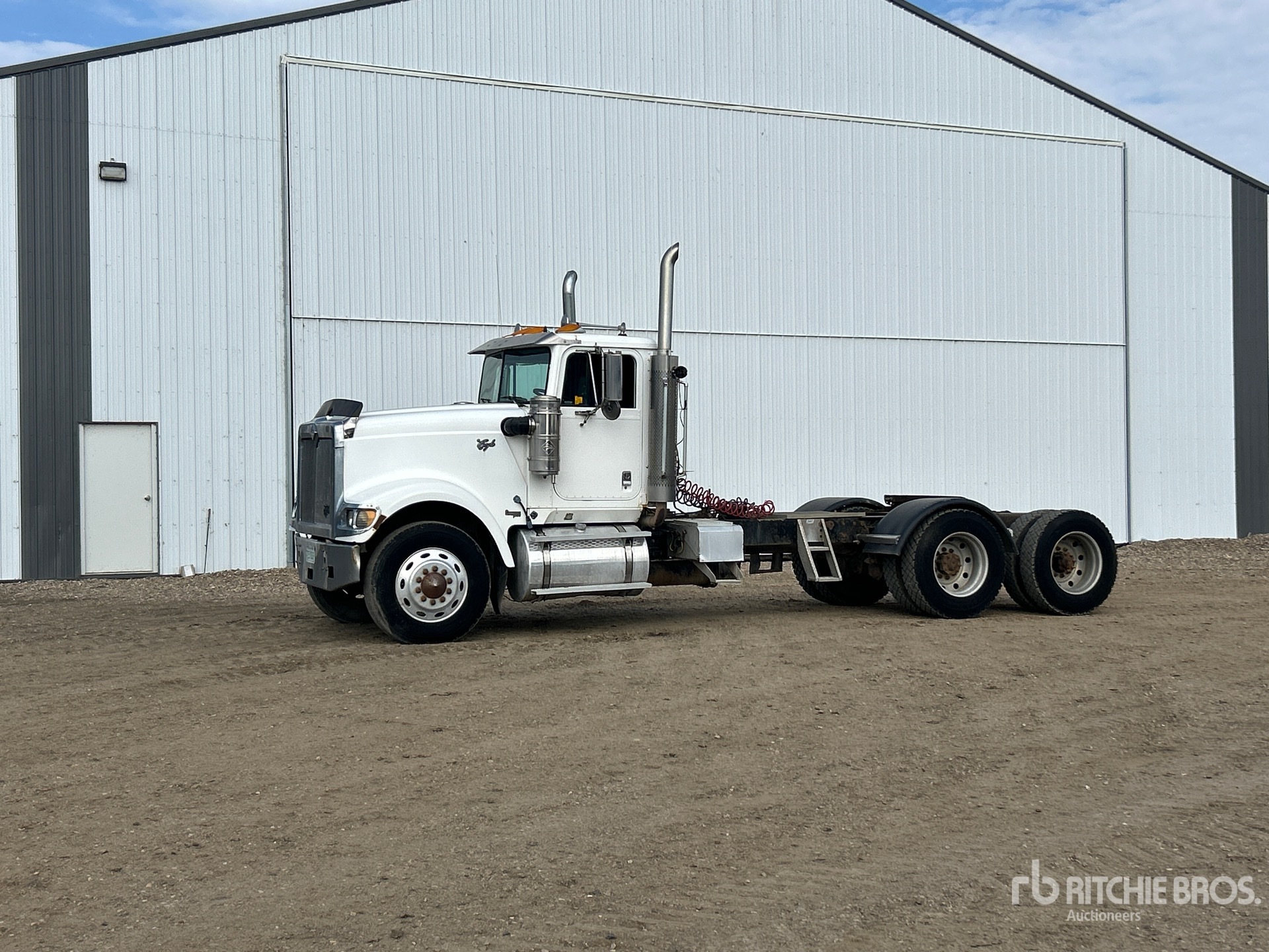 1999 International 9900