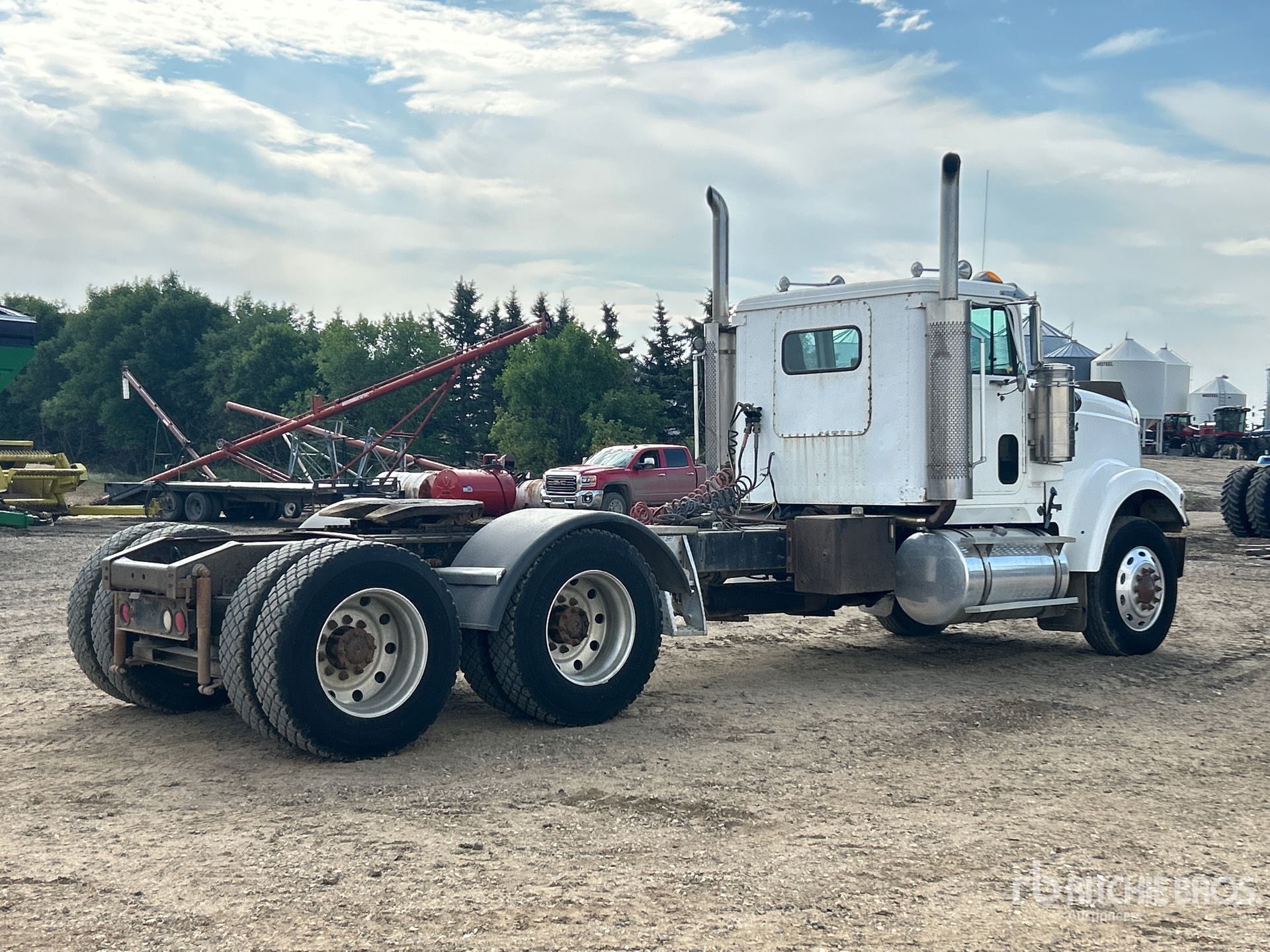 1999 International 9900