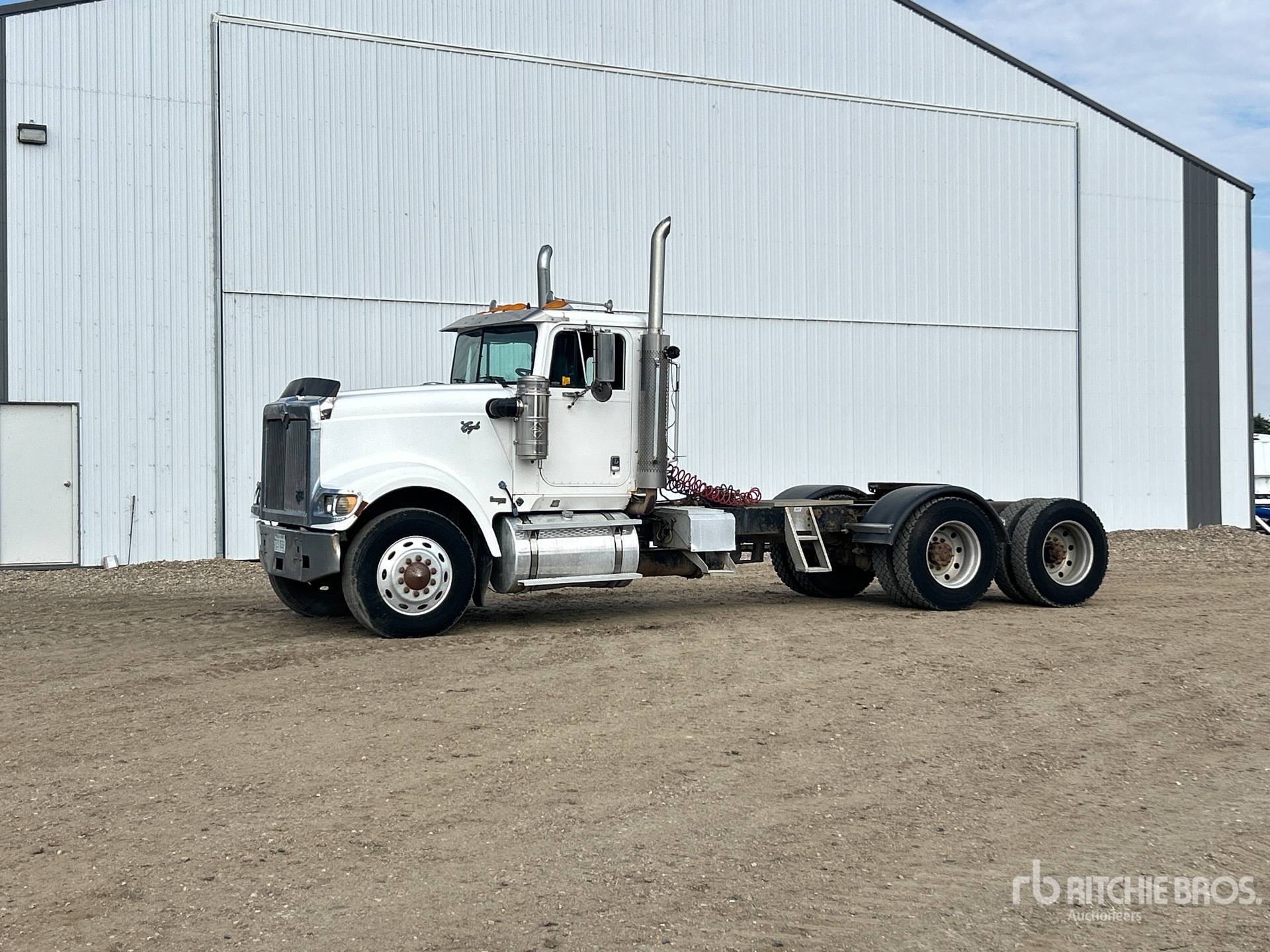 1999 International 9900
