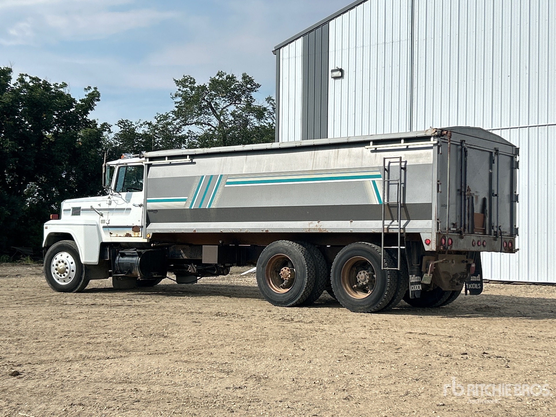 1987 Ford LTL9000