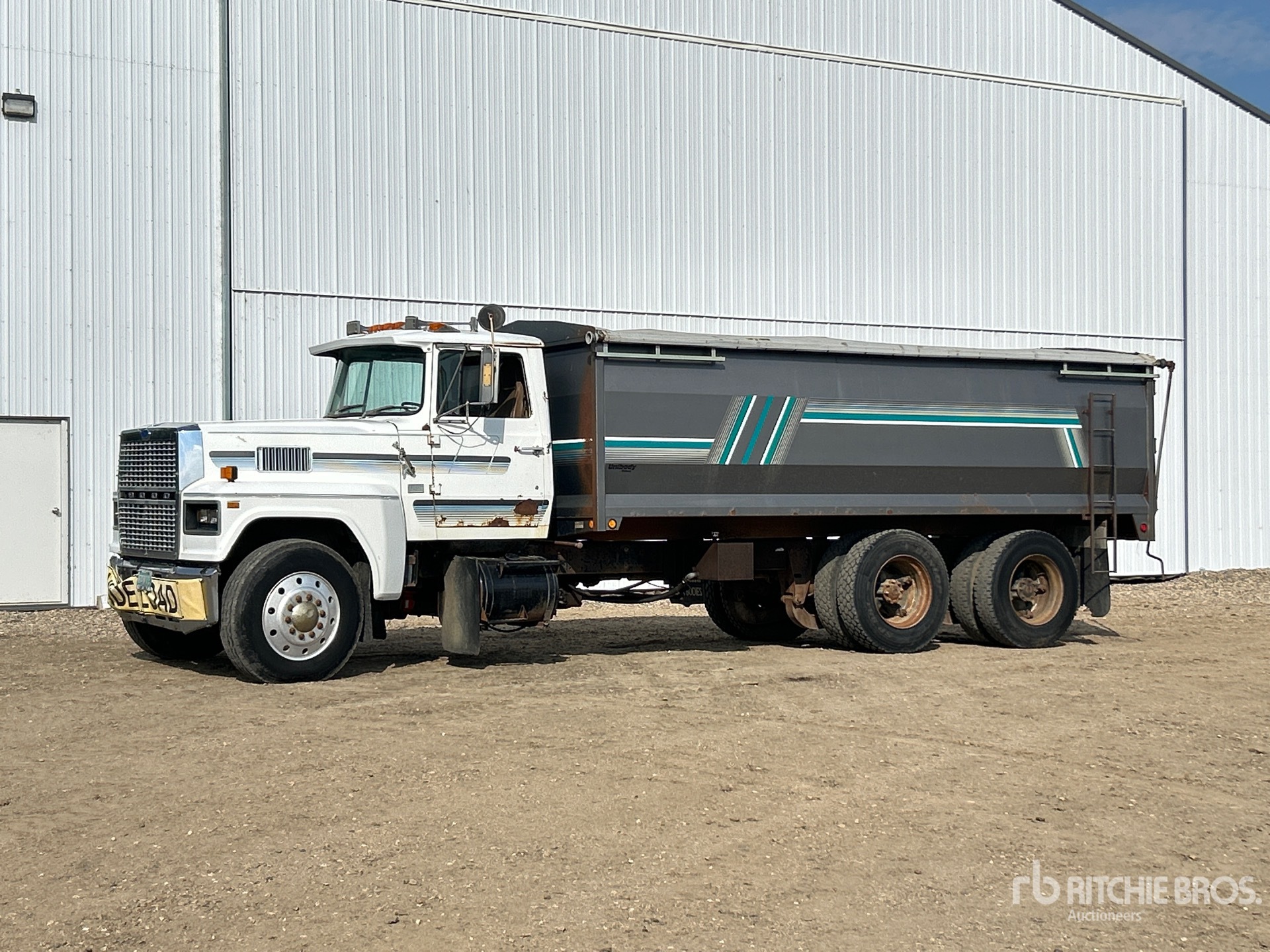 Photo of 1987 Ford LTL9000