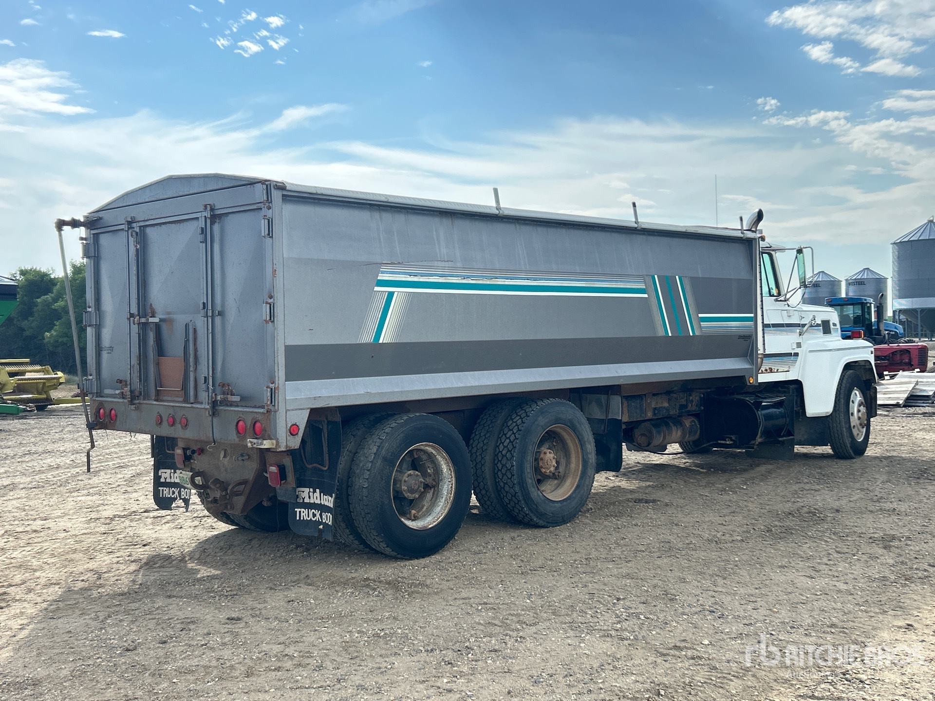 1987 Ford LTL9000