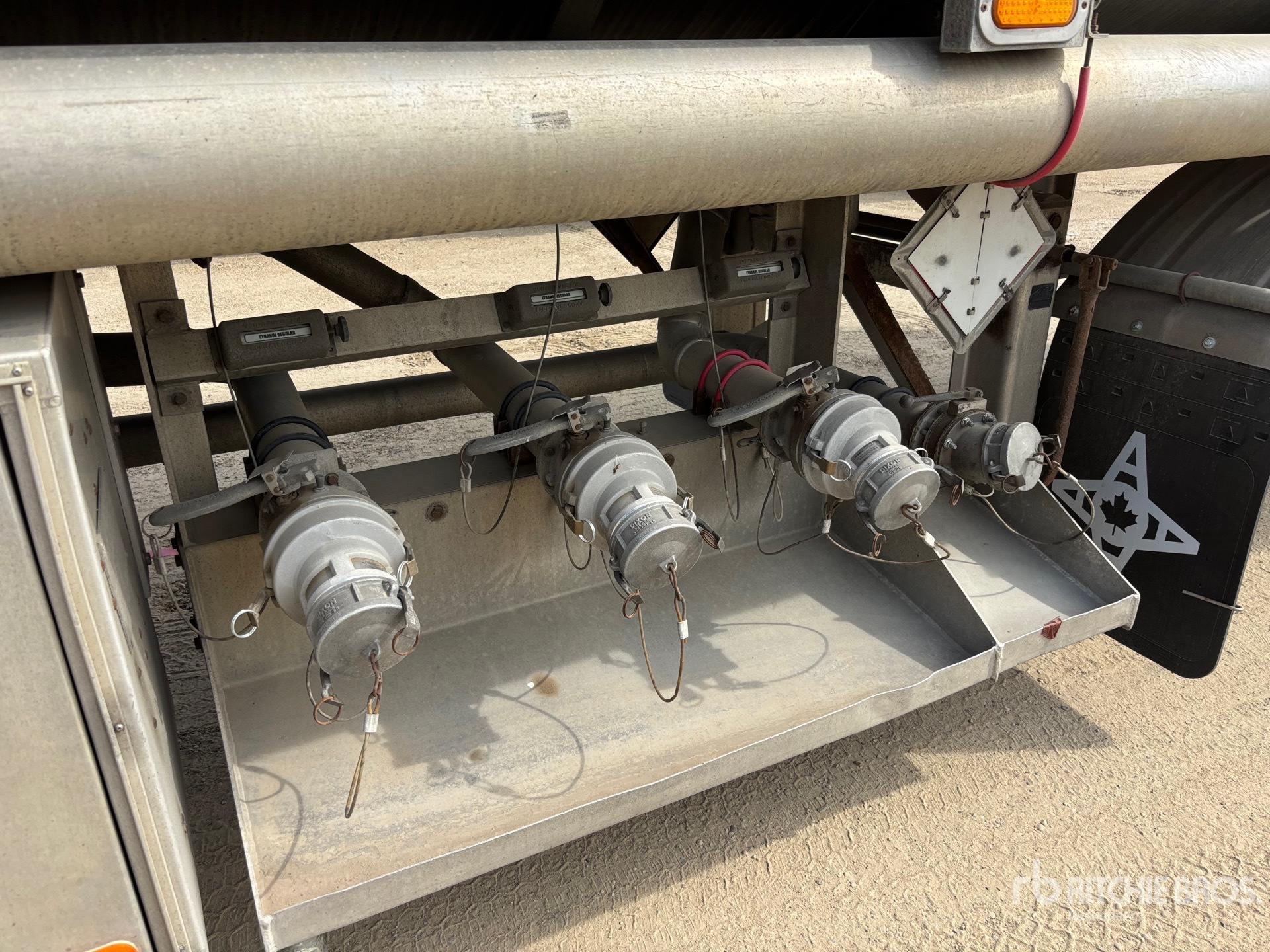 2014 Advance 35000 L TRI/A LEAD
