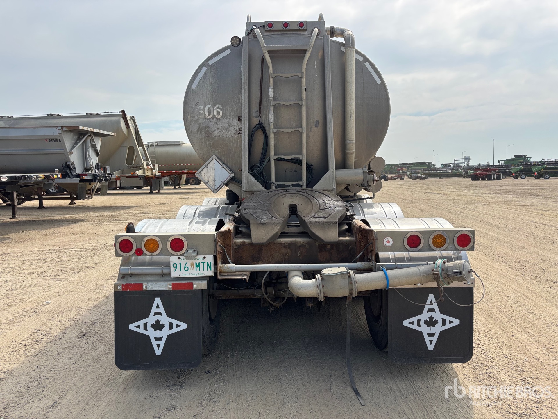 2014 Advance 35000 L TRI/A LEAD