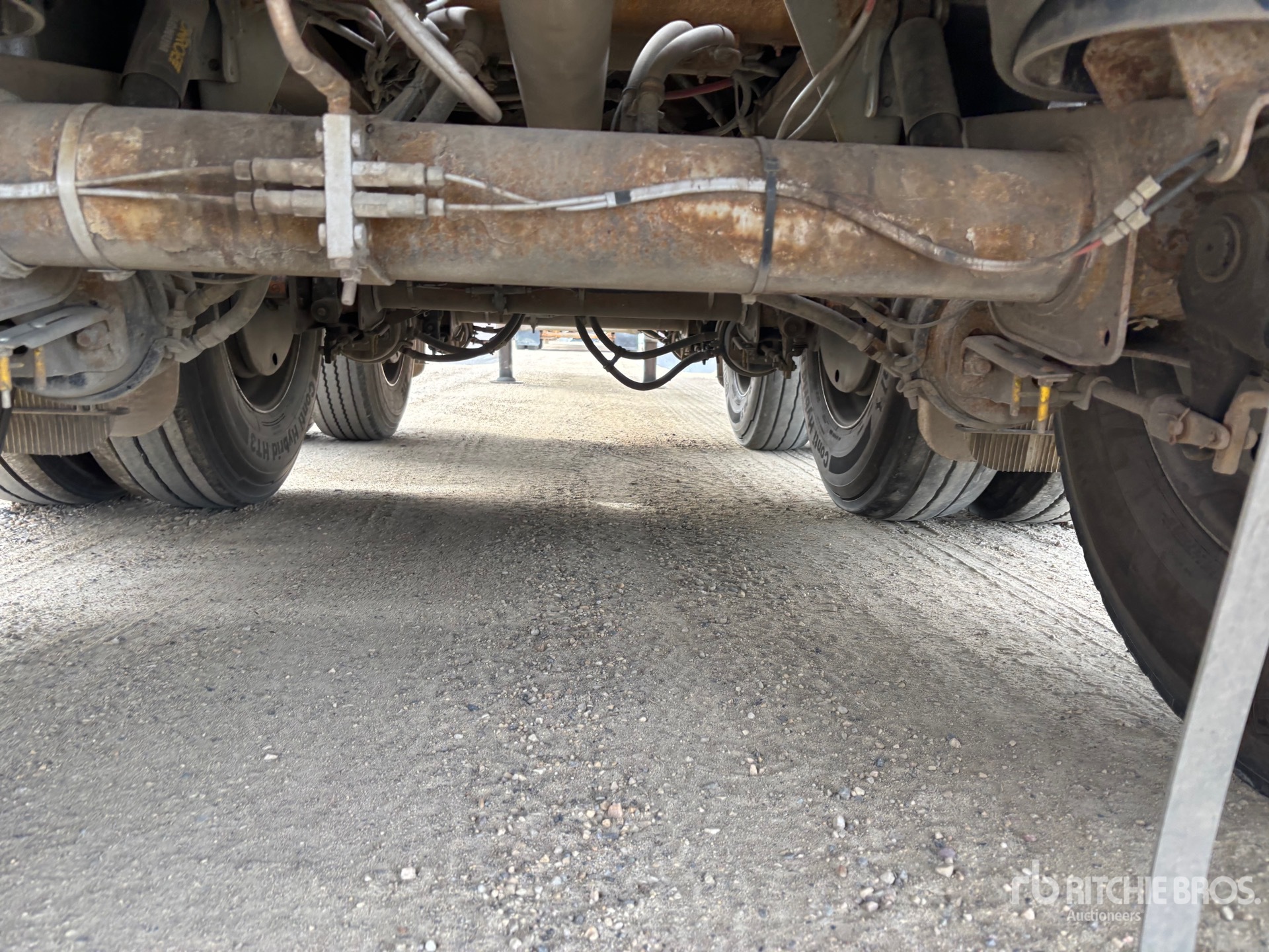 2008 Advance 9378 gal Super B-Train Lead