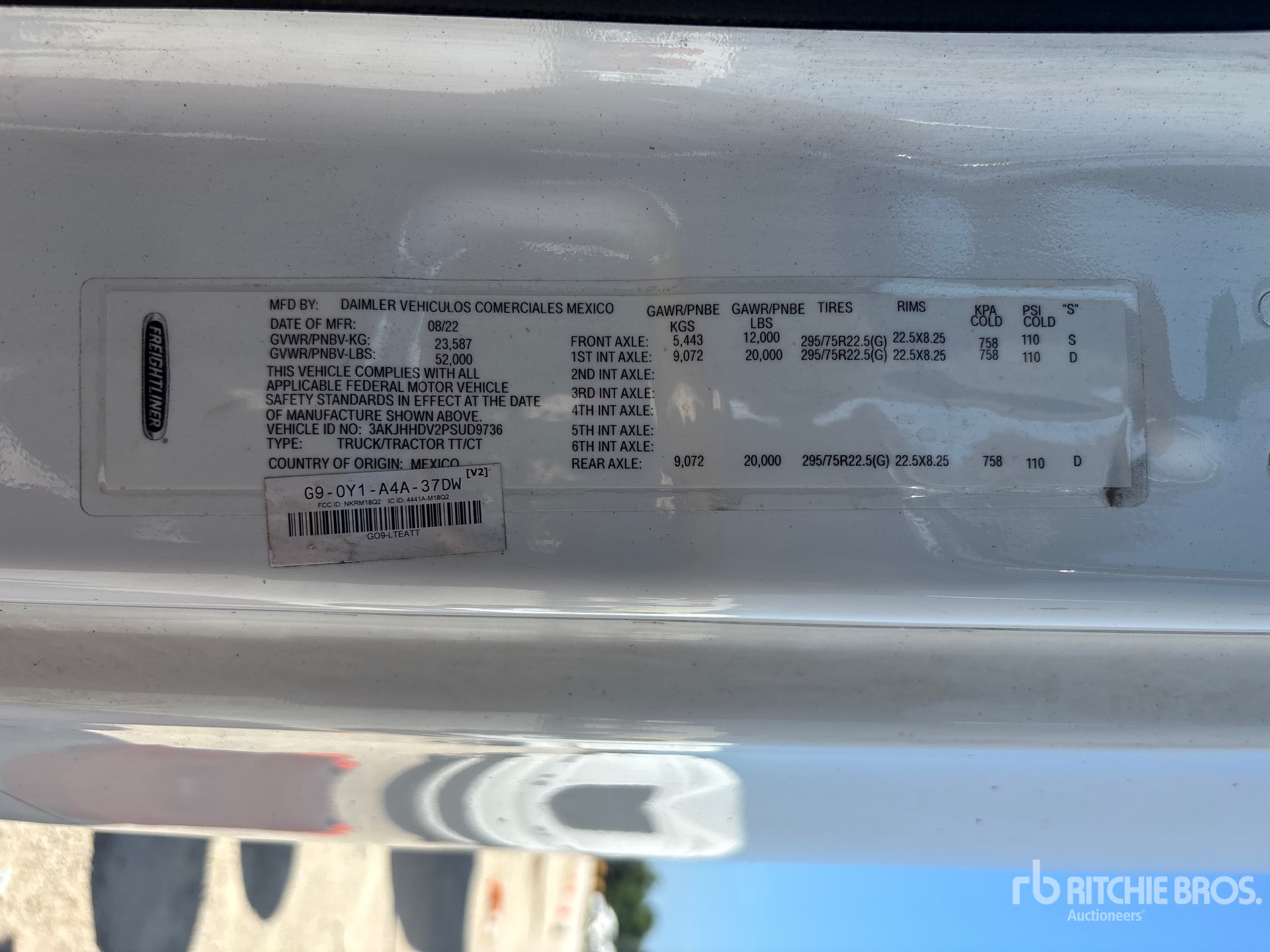 2023 Freightliner CASCADIA 126