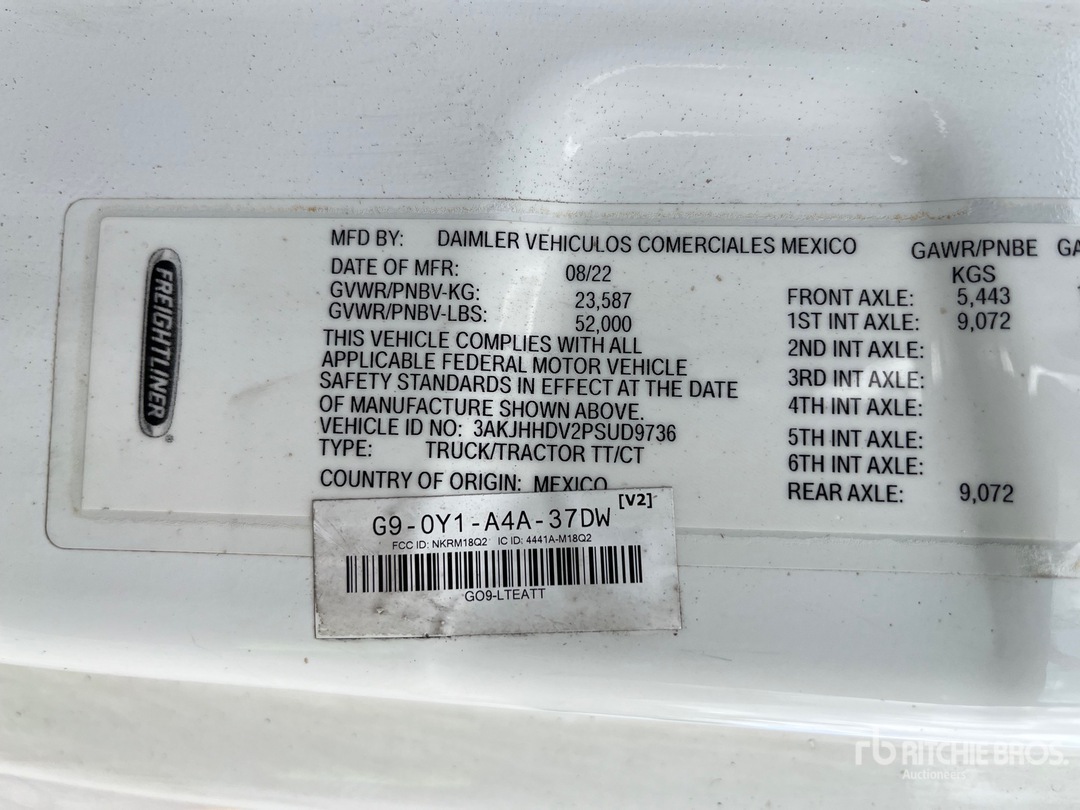 2023 Freightliner CASCADIA 126