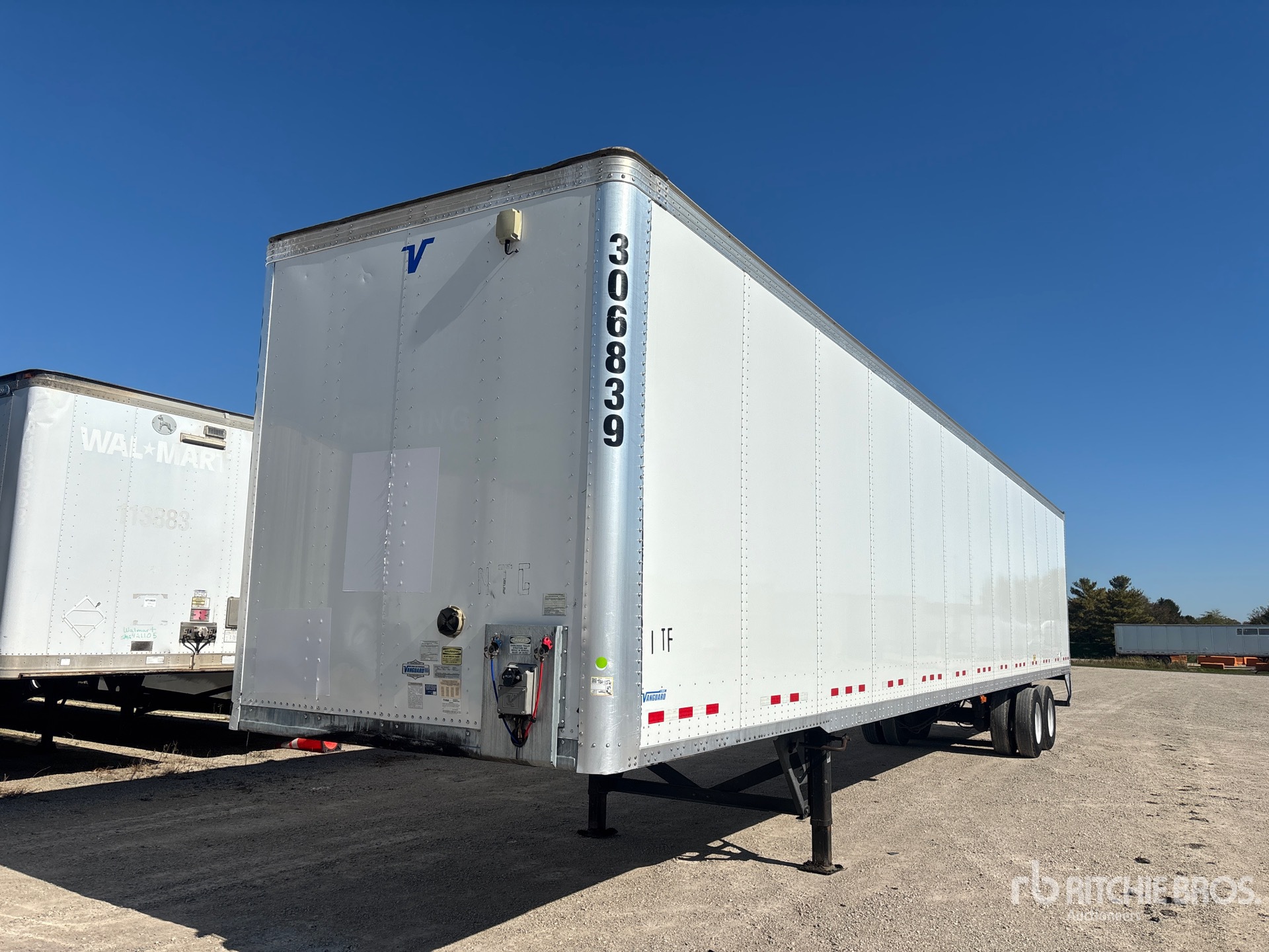 Photo of 2023 Vanguard VXP