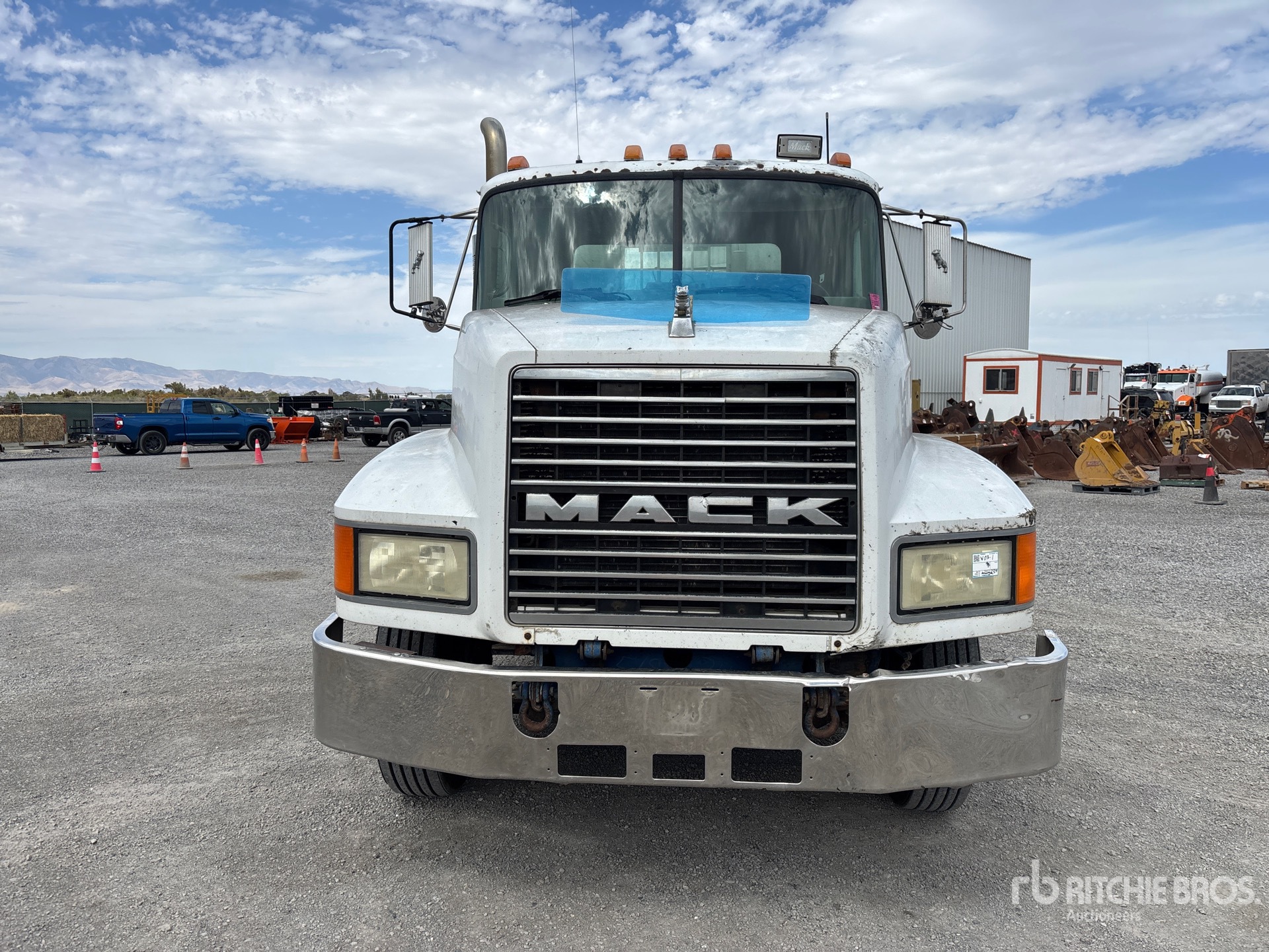 1994 Mack CH613