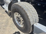 Underbody with Right Steer Tire