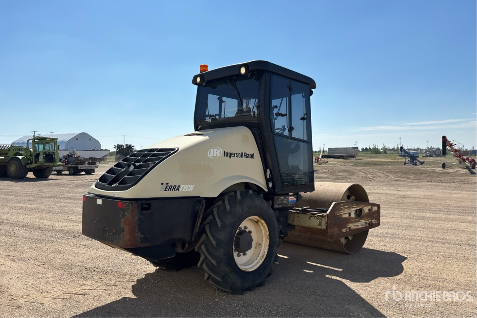 2004 Ingersoll Rand SD70D