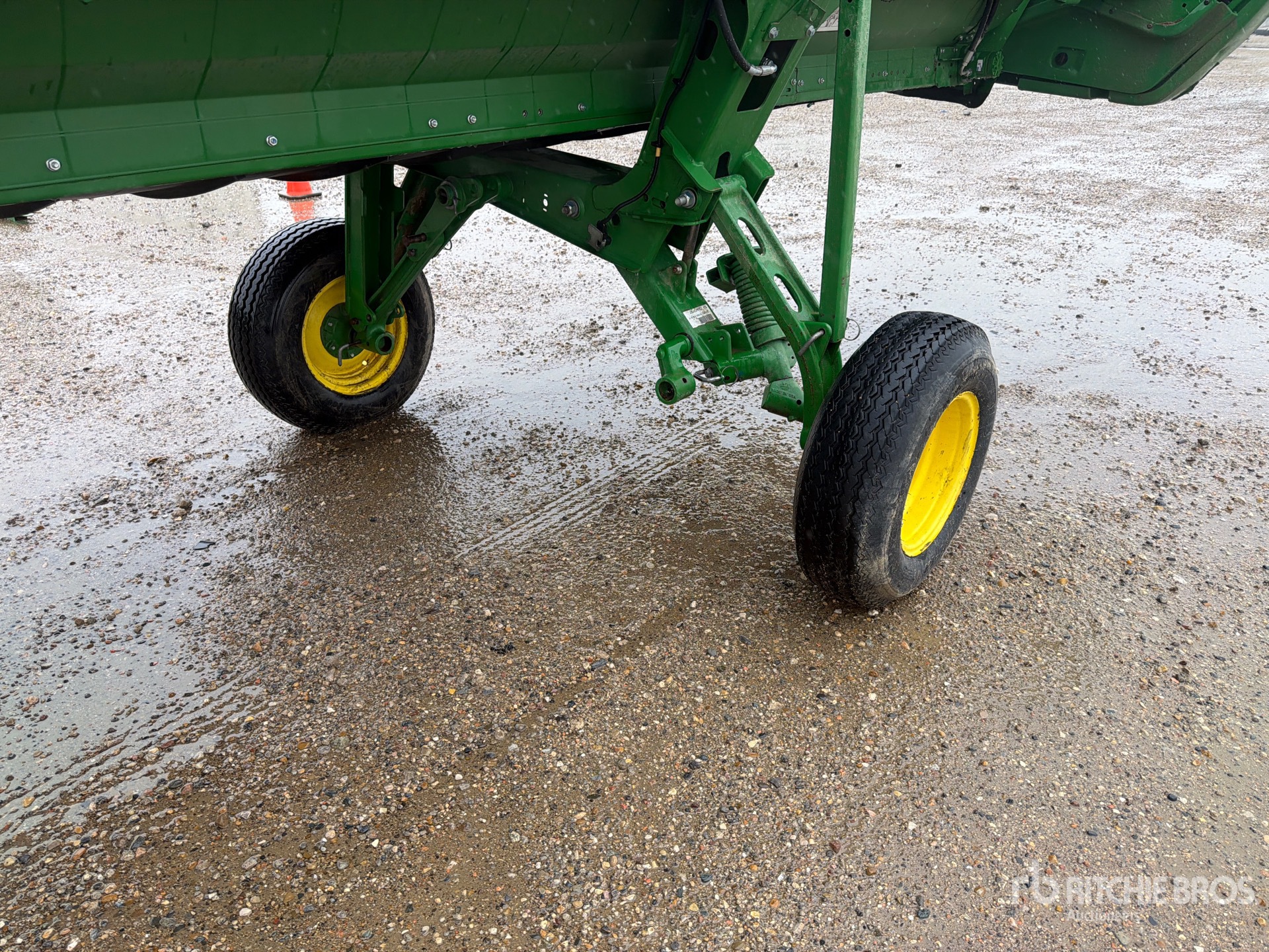 2020 John Deere 735D