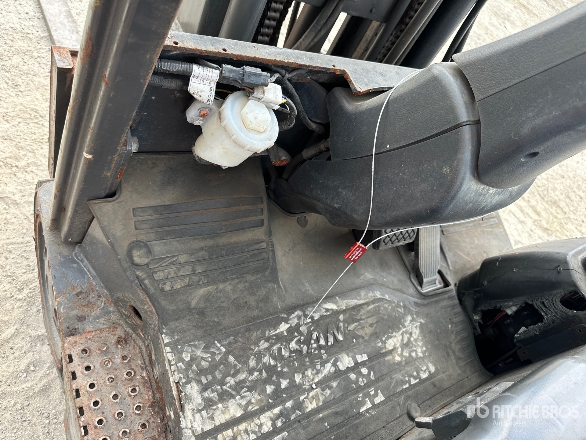 2016 Doosan B15T-7