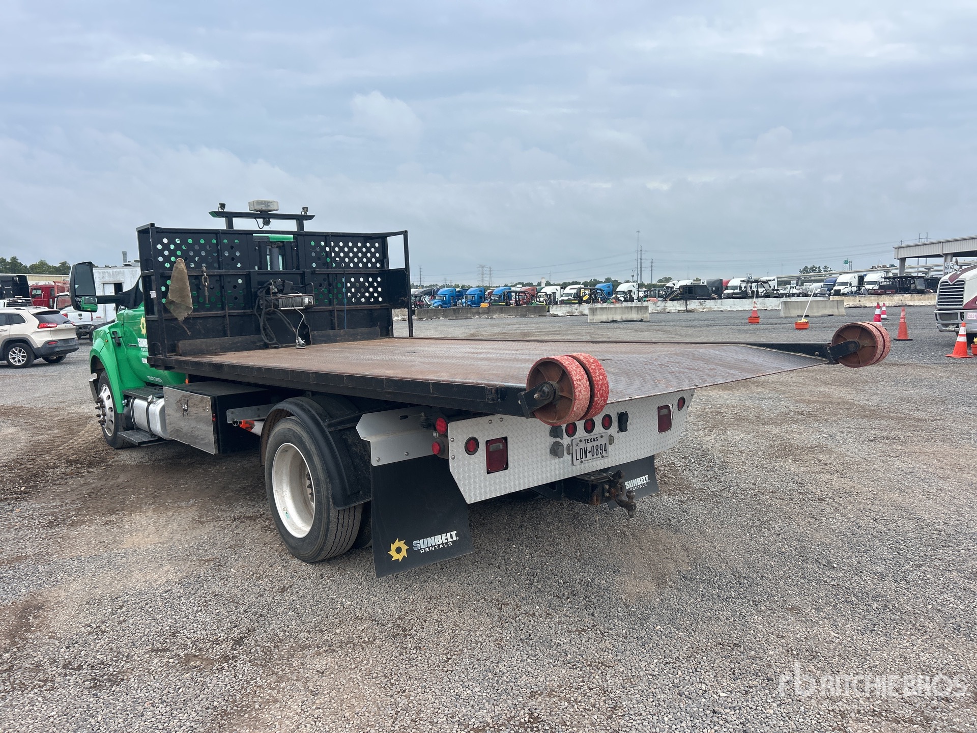 2018 Ford F-650