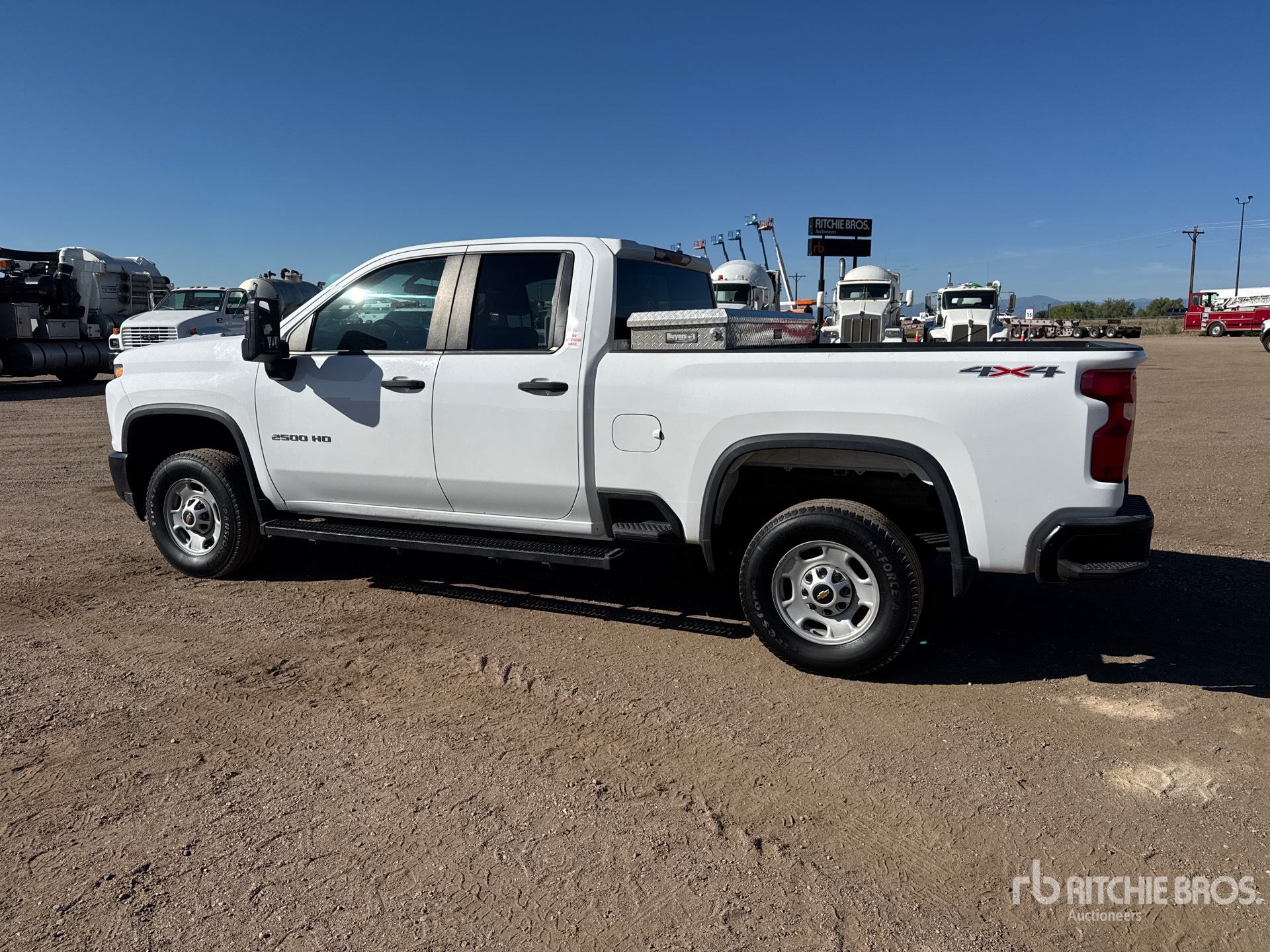 General Appearance with Picture, Left Rear Corner