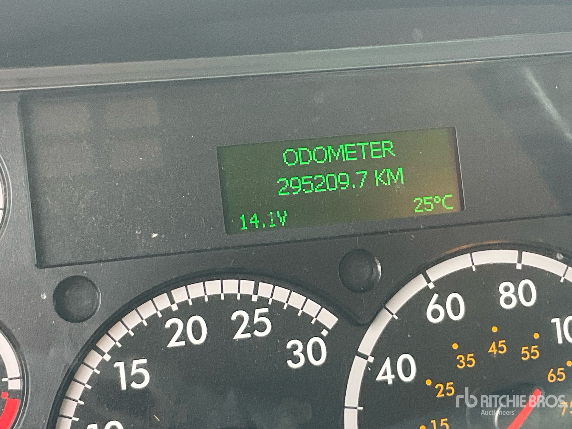2018 Freightliner M2 106