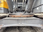 Chassis with Roulements de plaque tournante