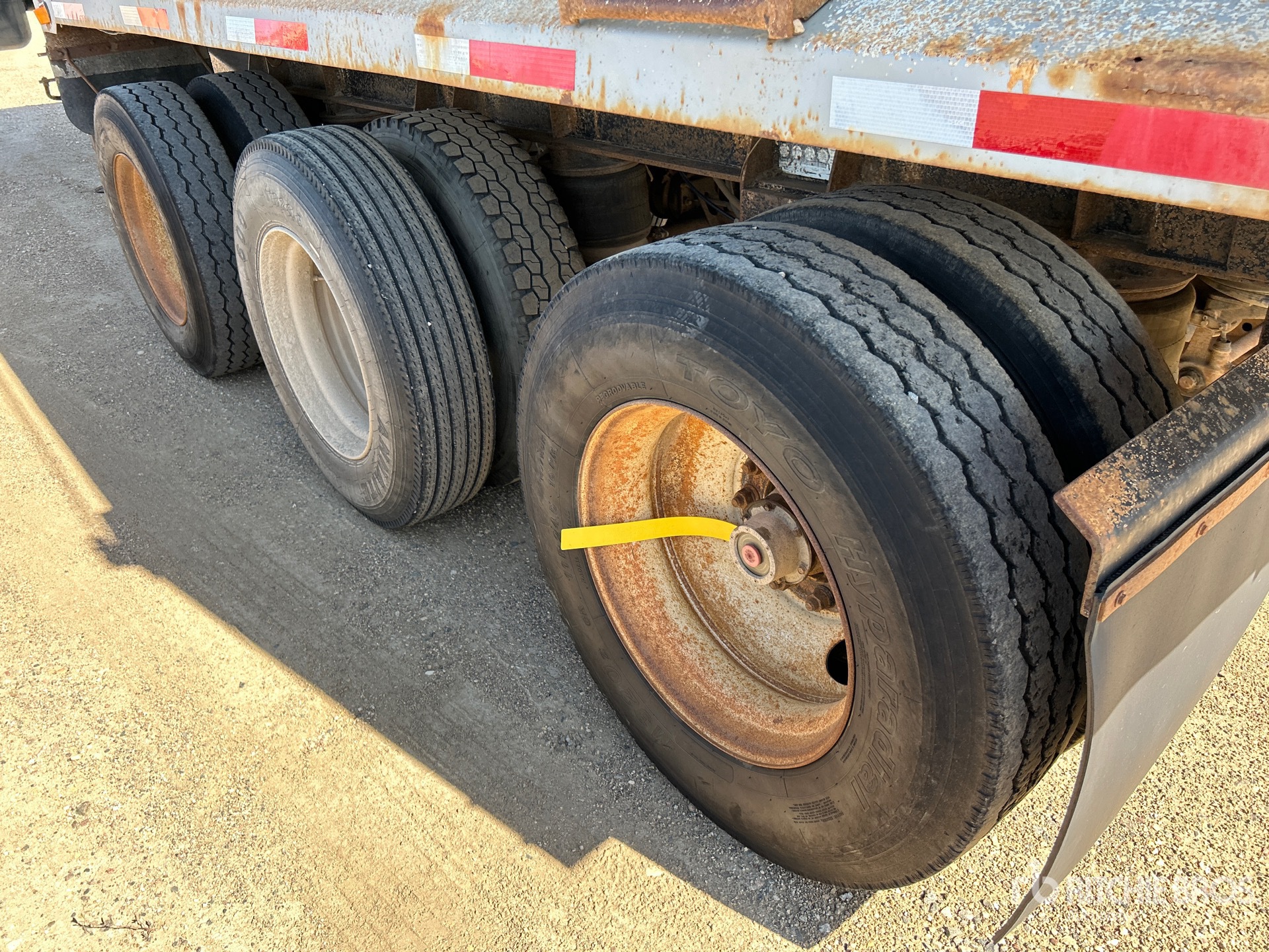 1998 Midland ST3400