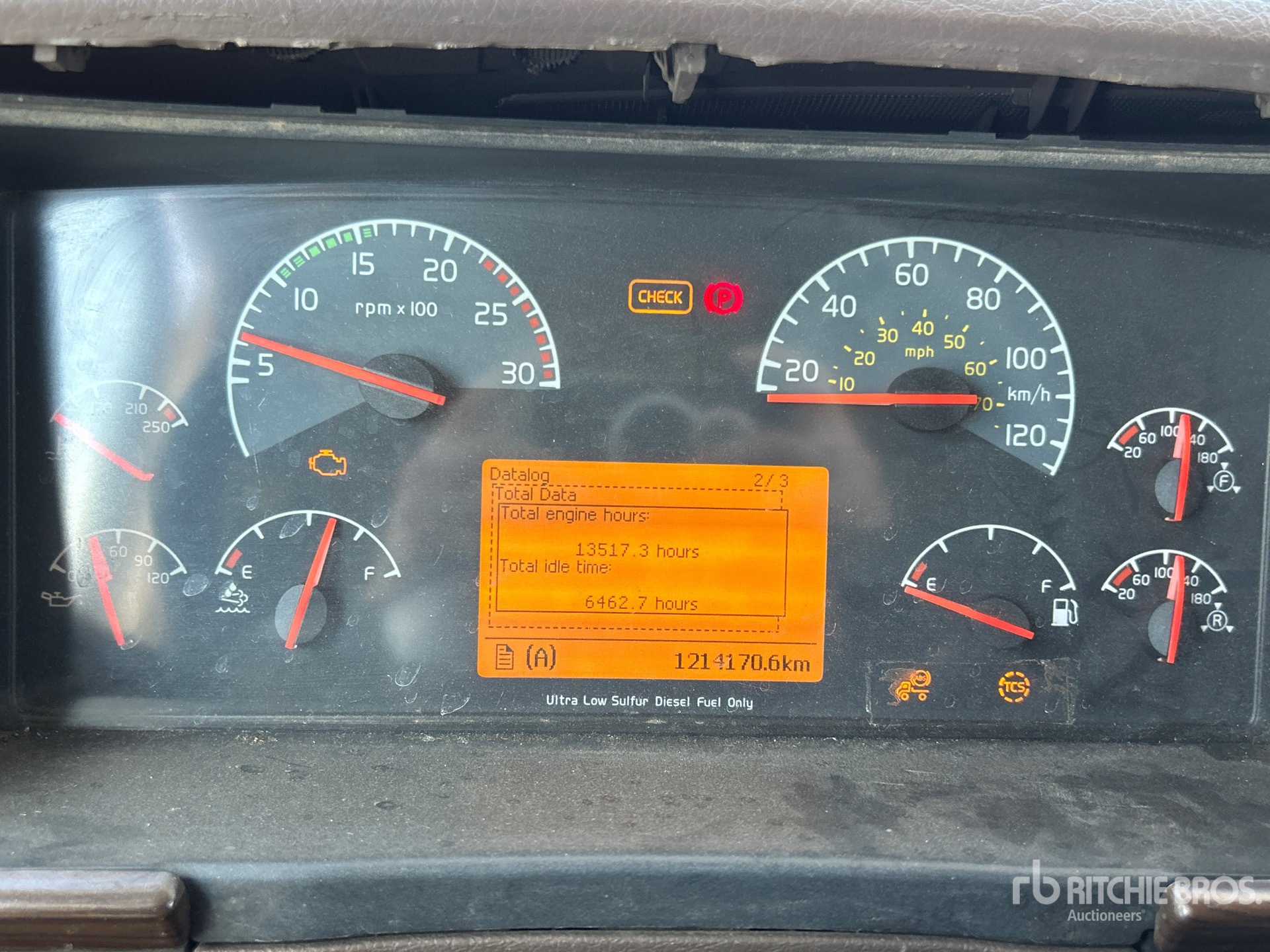 2012 Volvo 670