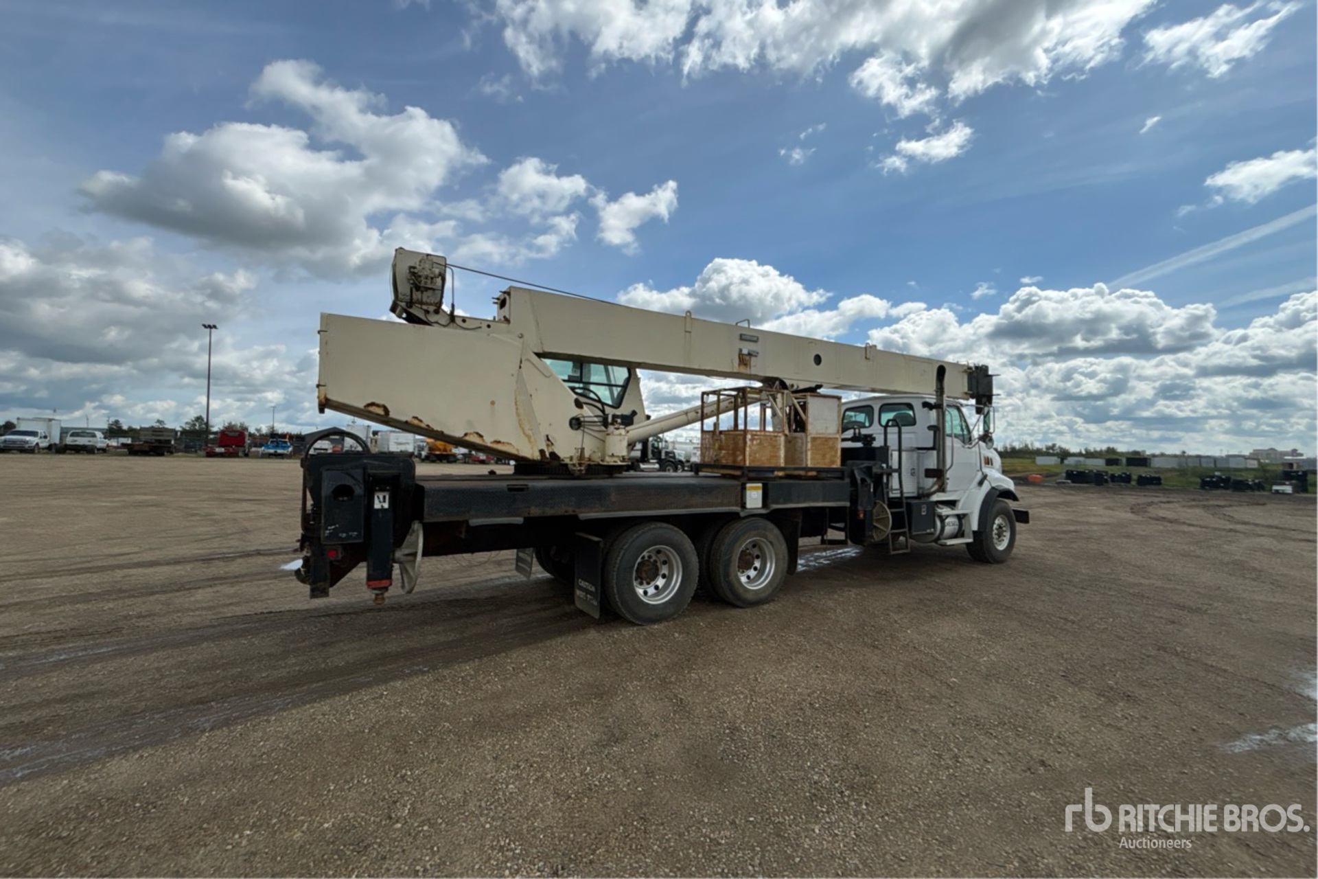 2007 Sterling LT9500