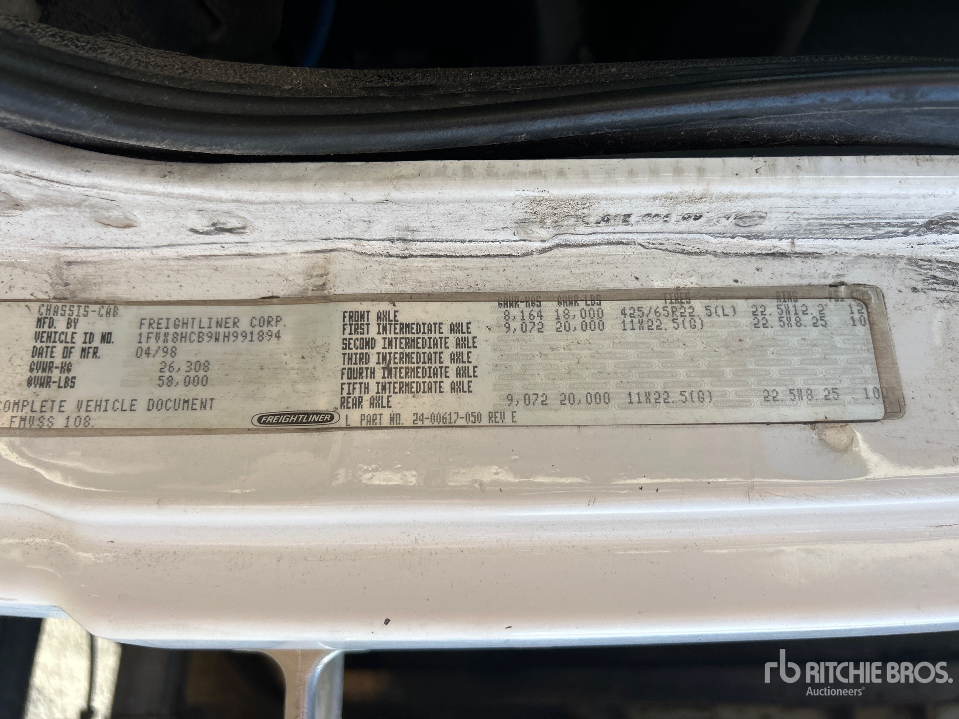 1998 Freightliner FL 106