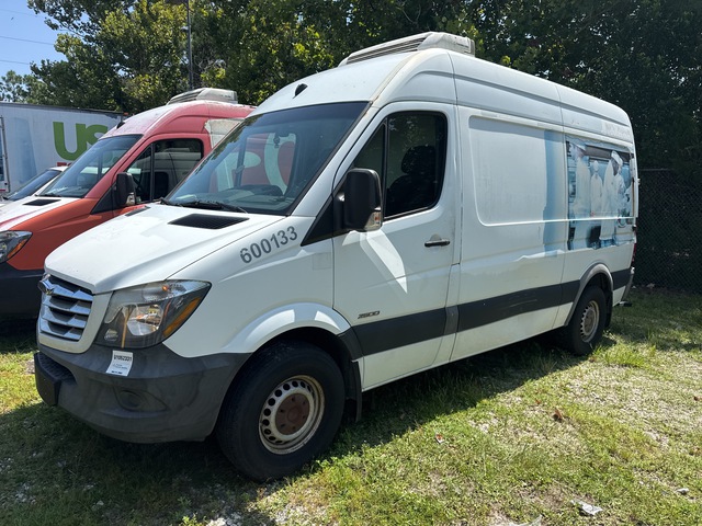 2015 Freightliner Sprinter 2500 Refrigerated Van 2015 Freightliner Sprinter 2500 Refrigerated Van