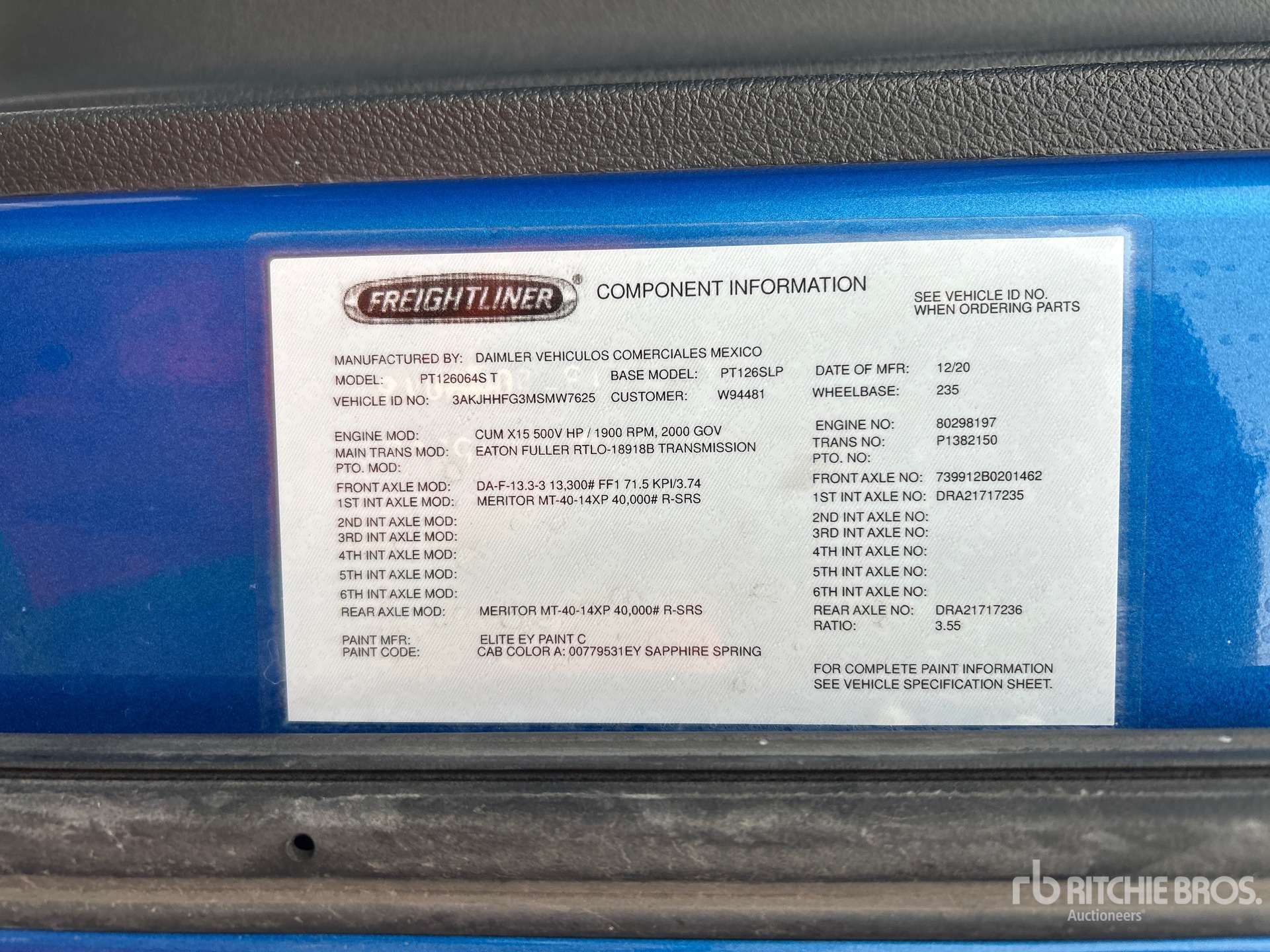 2021 Freightliner CASCADIA 126