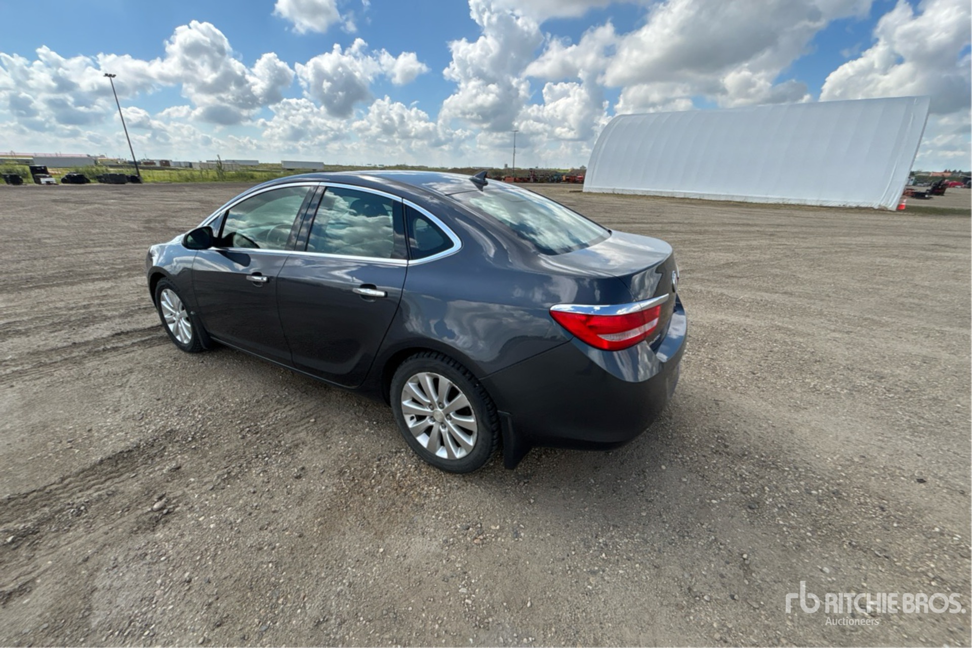 General Appearance with Picture, Left Rear Corner