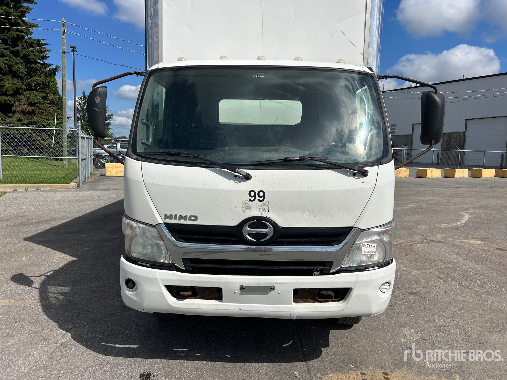 2020 Hino 195
