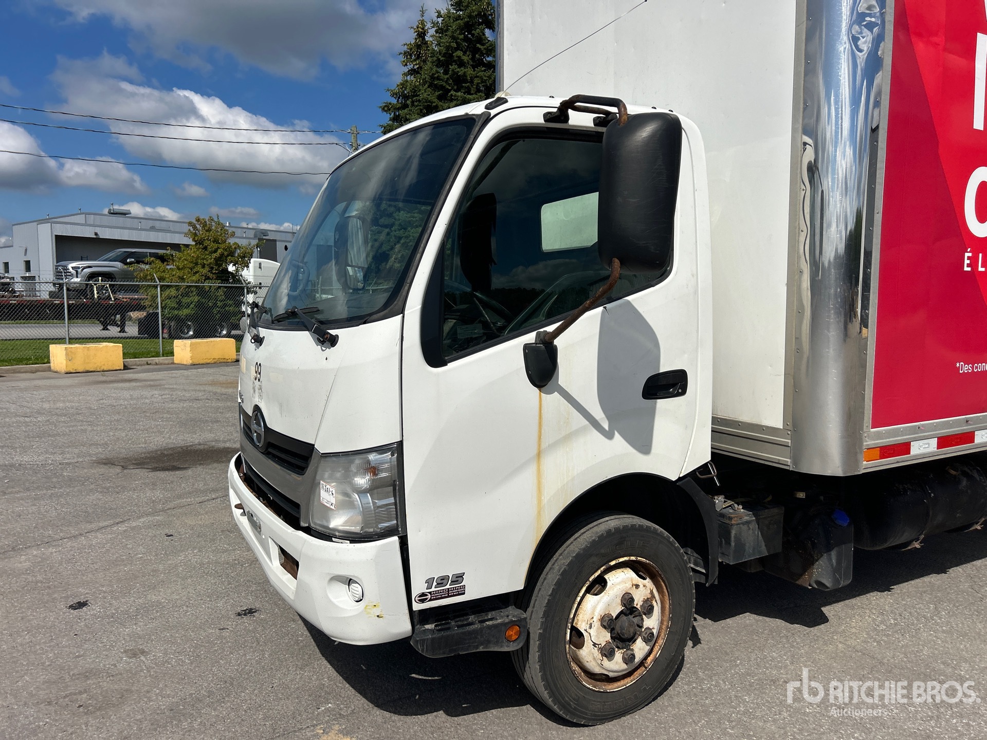 2020 Hino 195