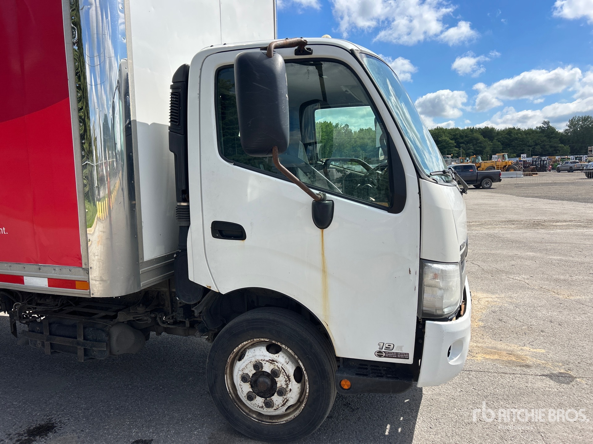 2020 Hino 195
