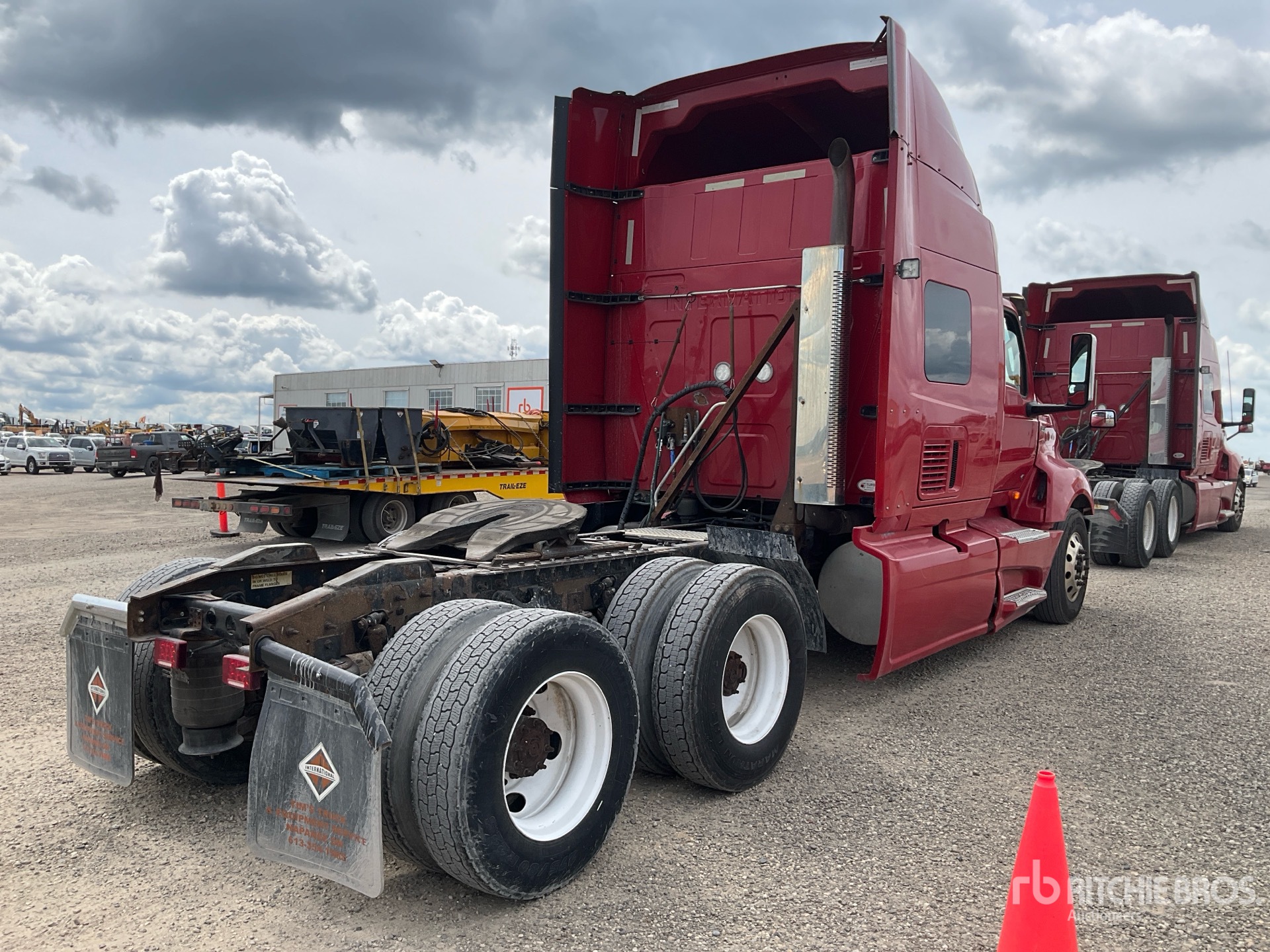 2019 International LT625