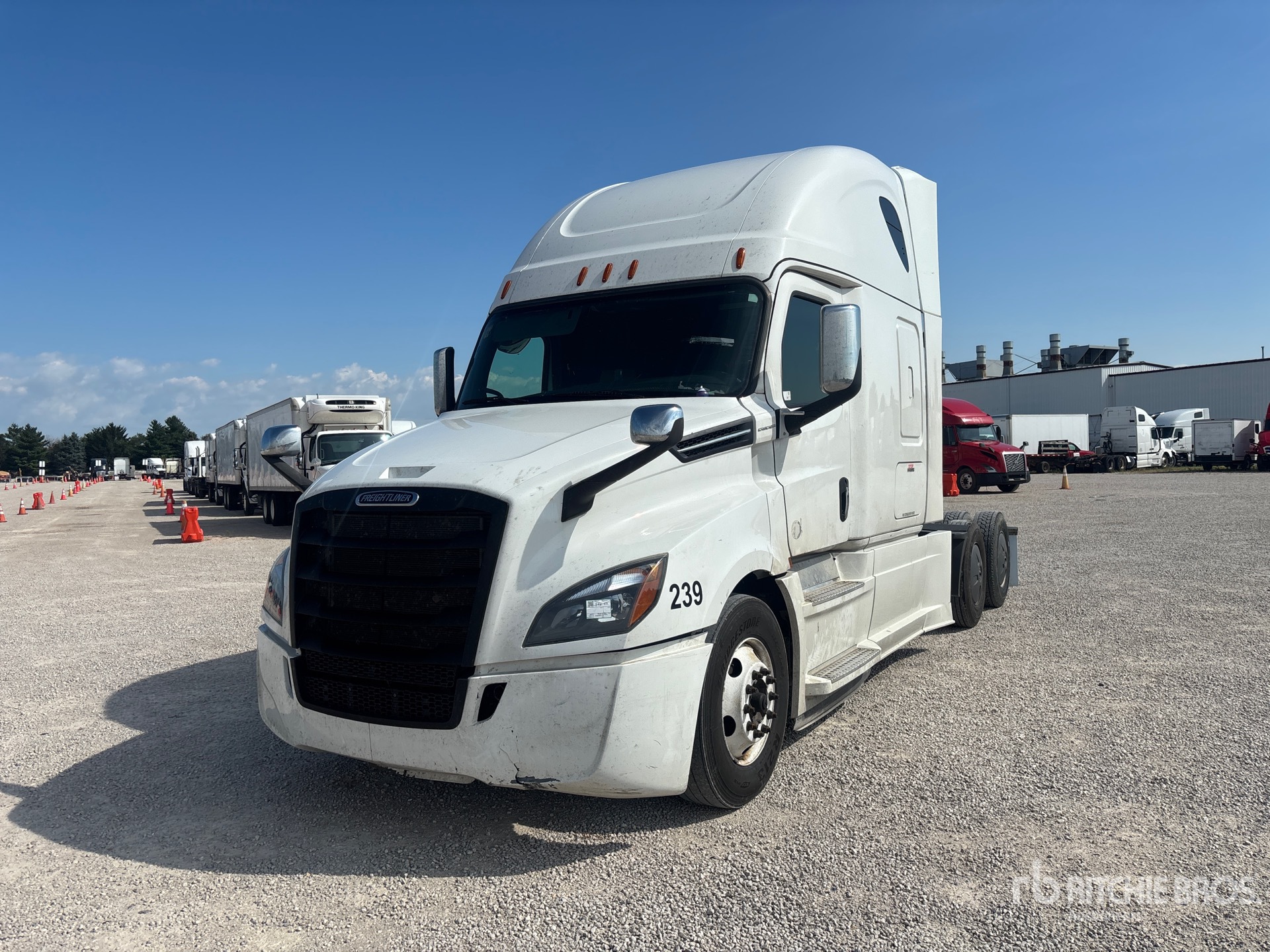 Photo of 2020 Freightliner CASCADIA 126