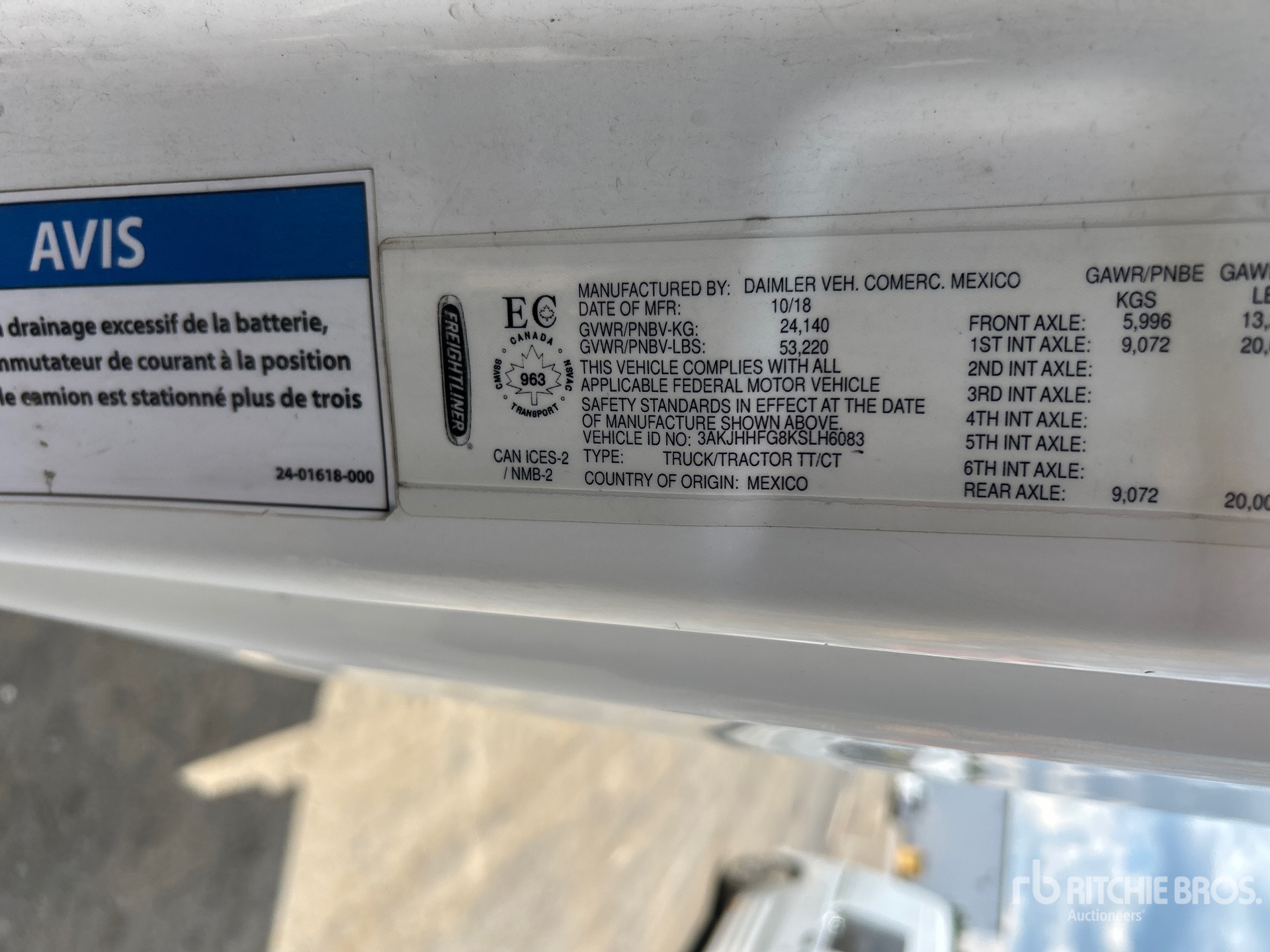 2019 Freightliner CASCADIA 126