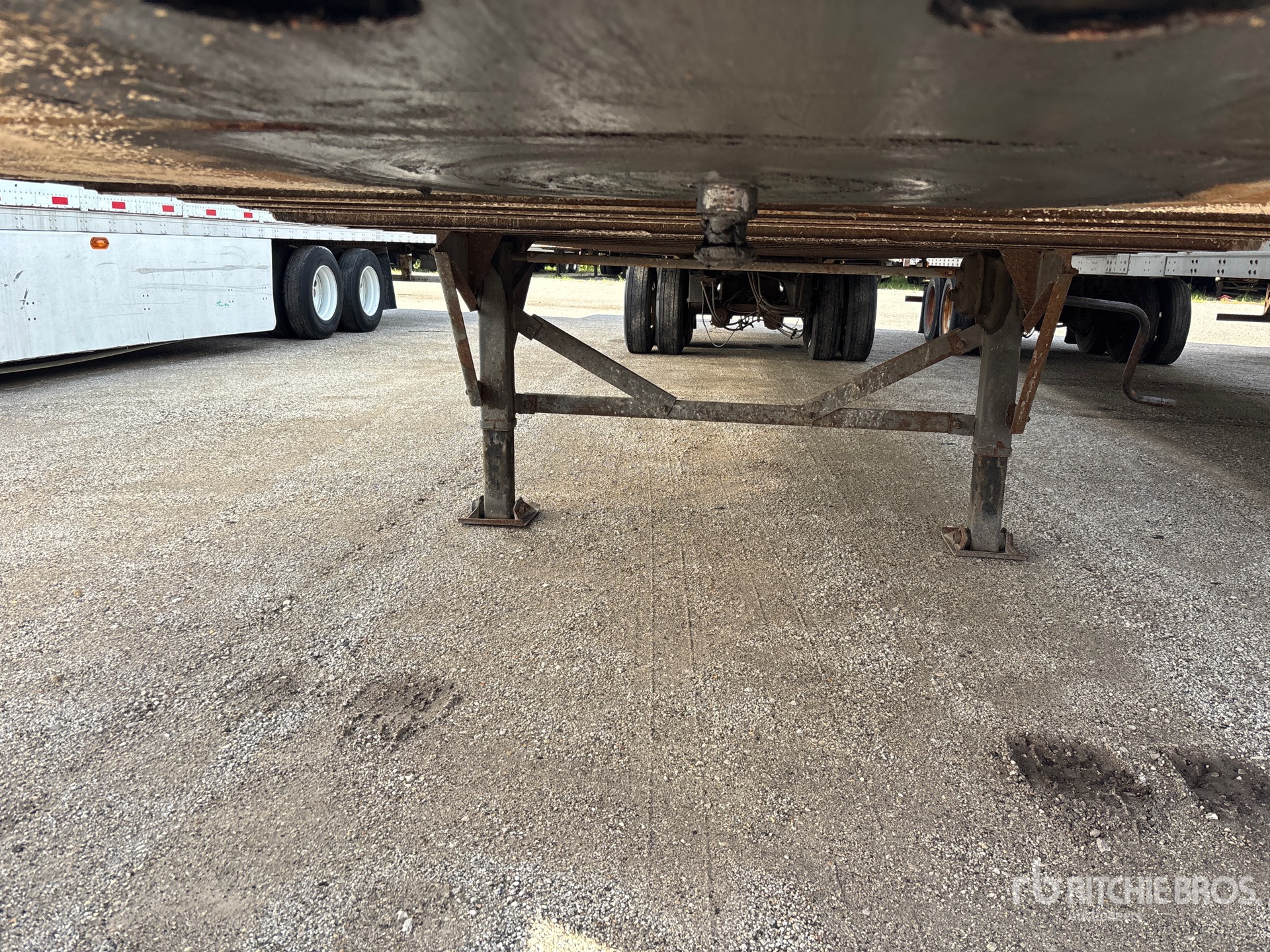 2007 Strick 48 FT X 102 IN T/A