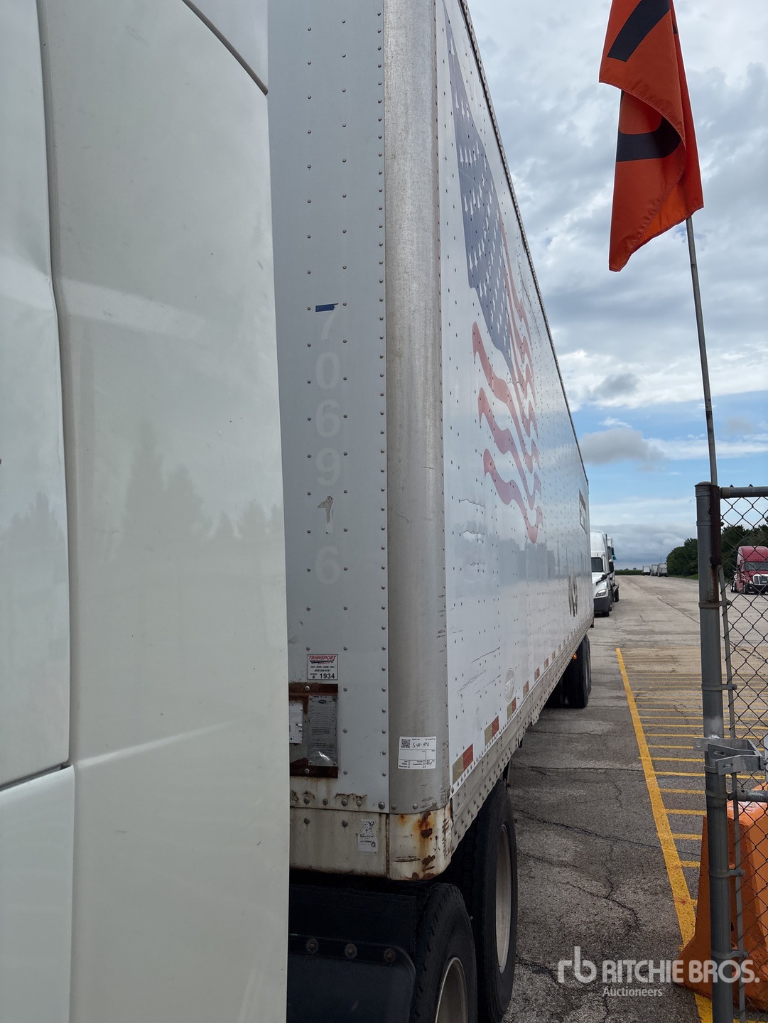 2007 Strick 48 FT X 102 IN T/A