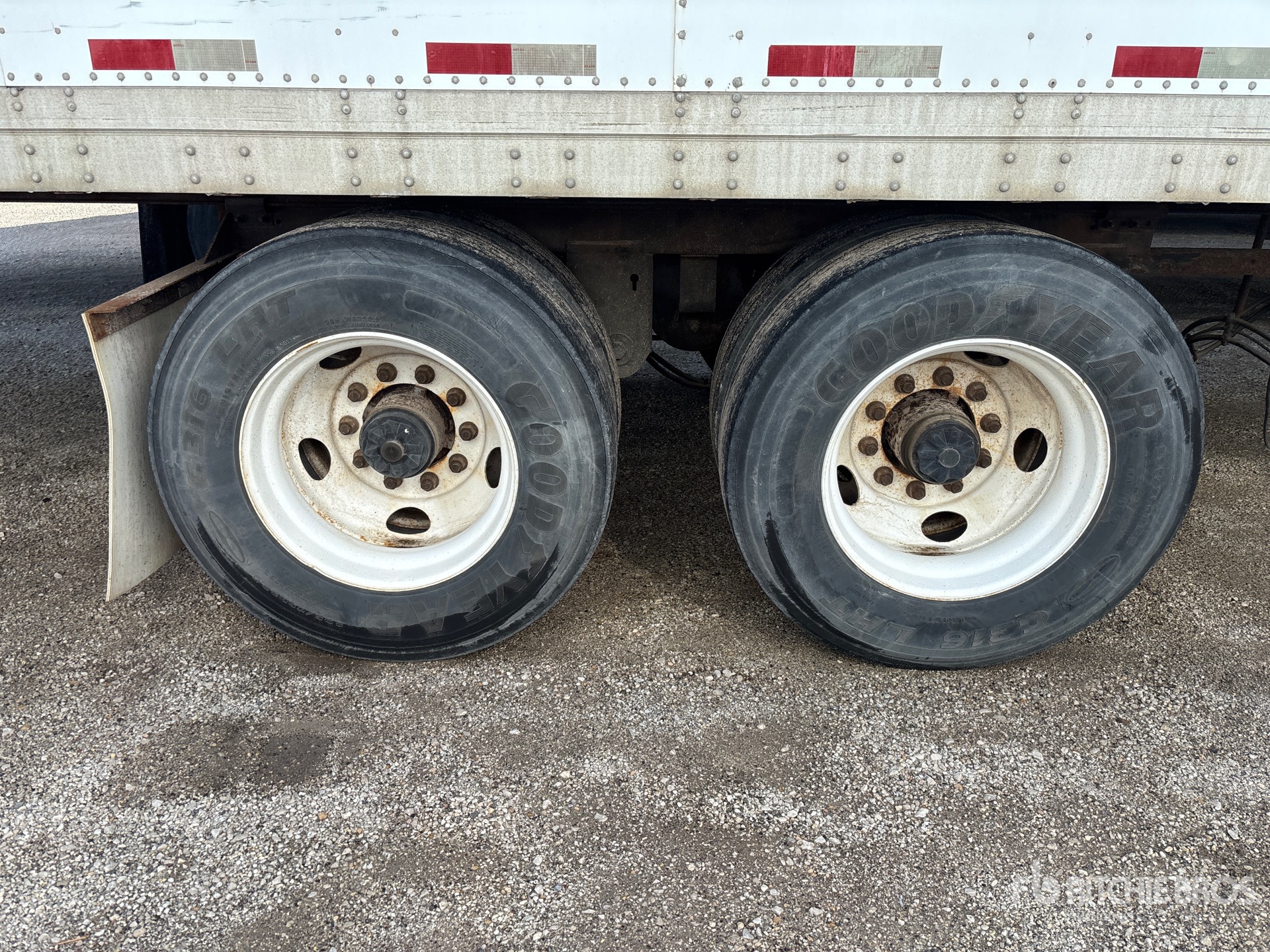 2007 Strick 48 FT X 102 IN T/A