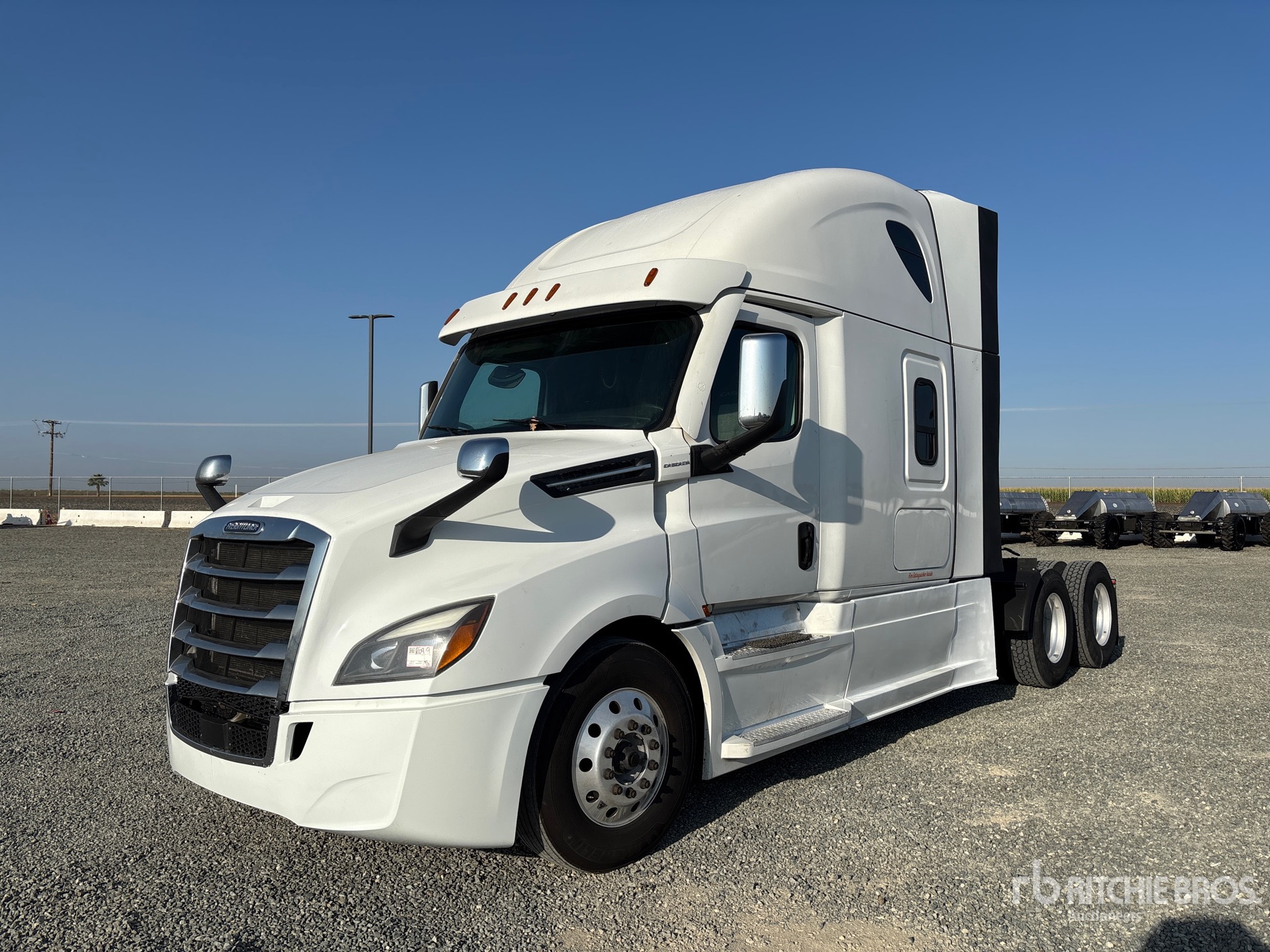 Photo of 2023 Freightliner CASCADIA 126
