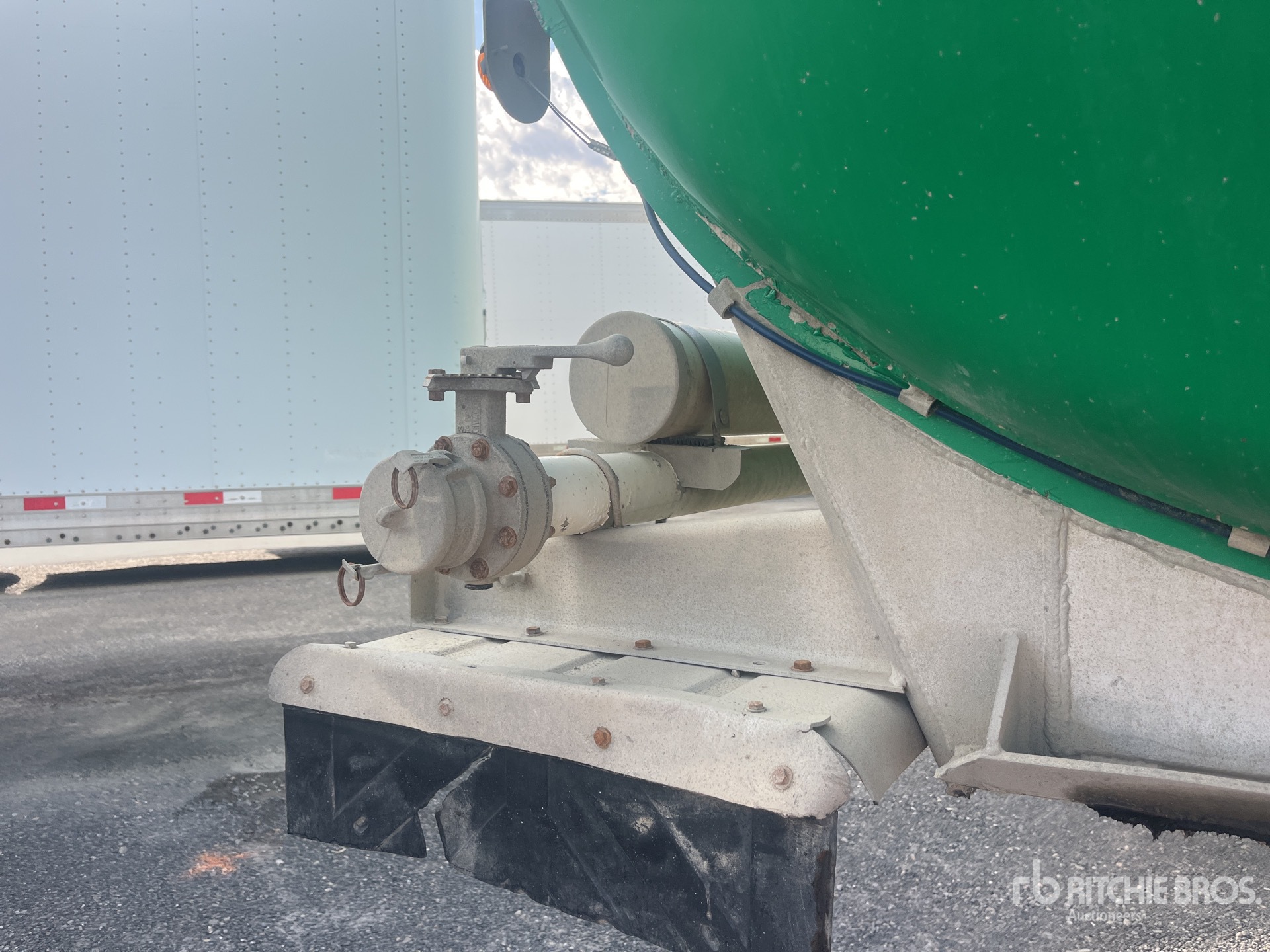 1984 Beall 44 ft T/A