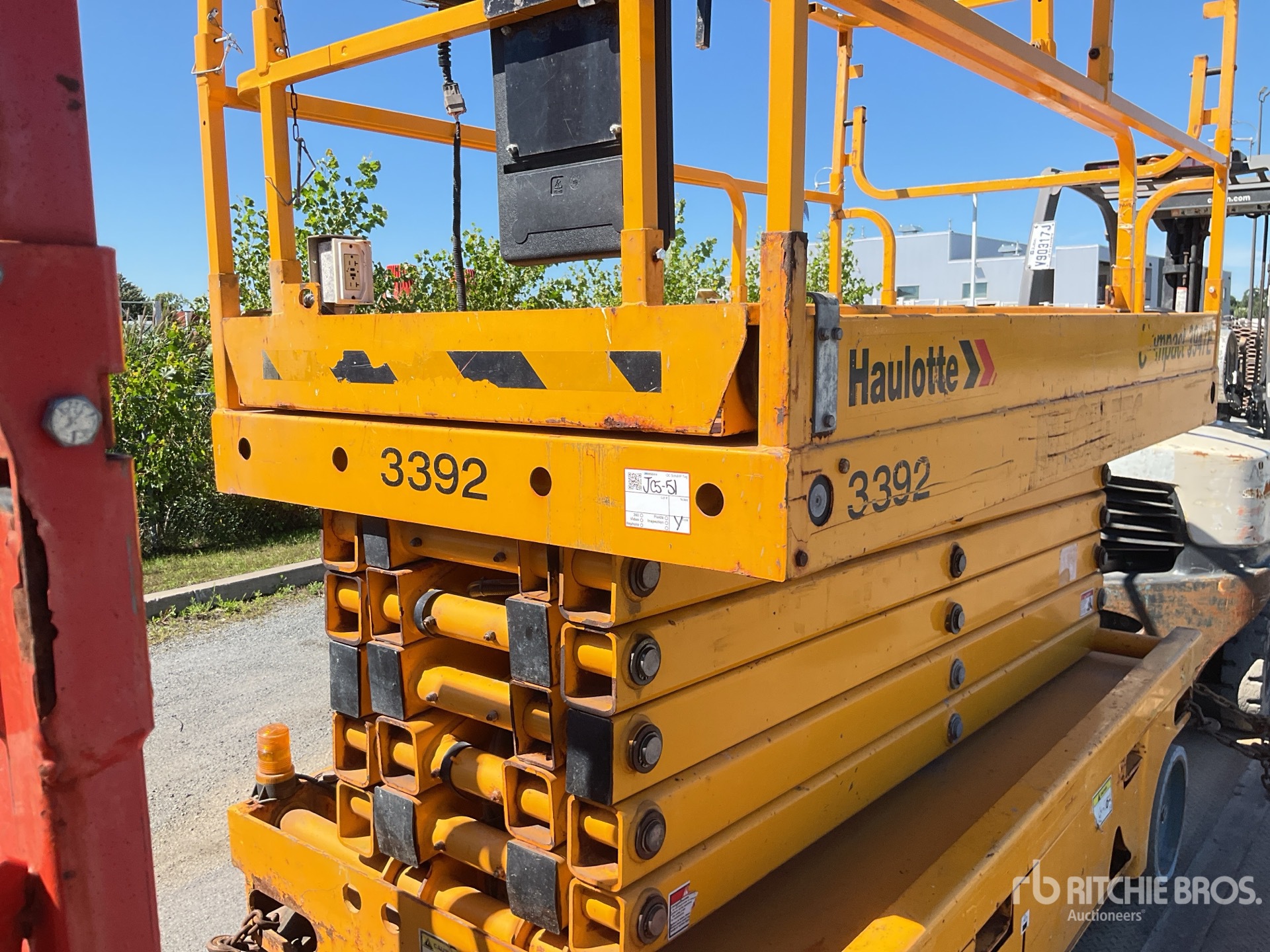 2014 Haulotte 3947E