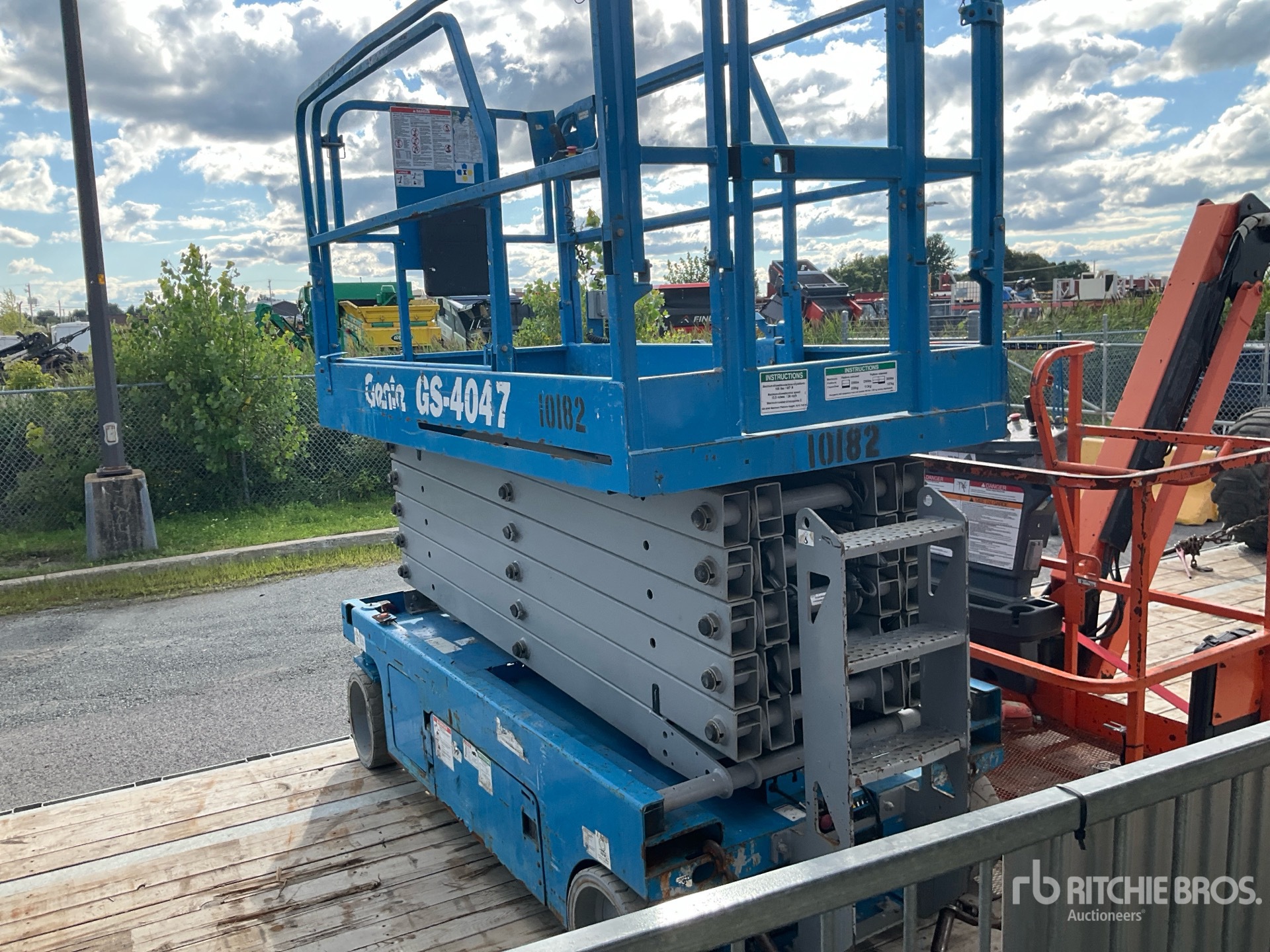 2017 Genie GS-4047