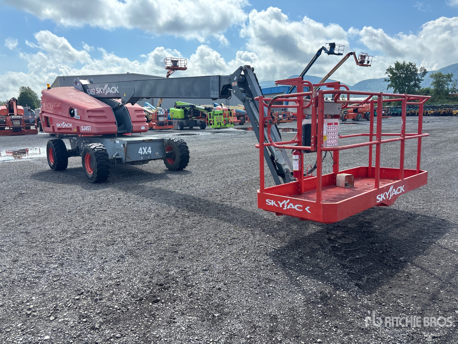 2018 Skyjack SJ45T
