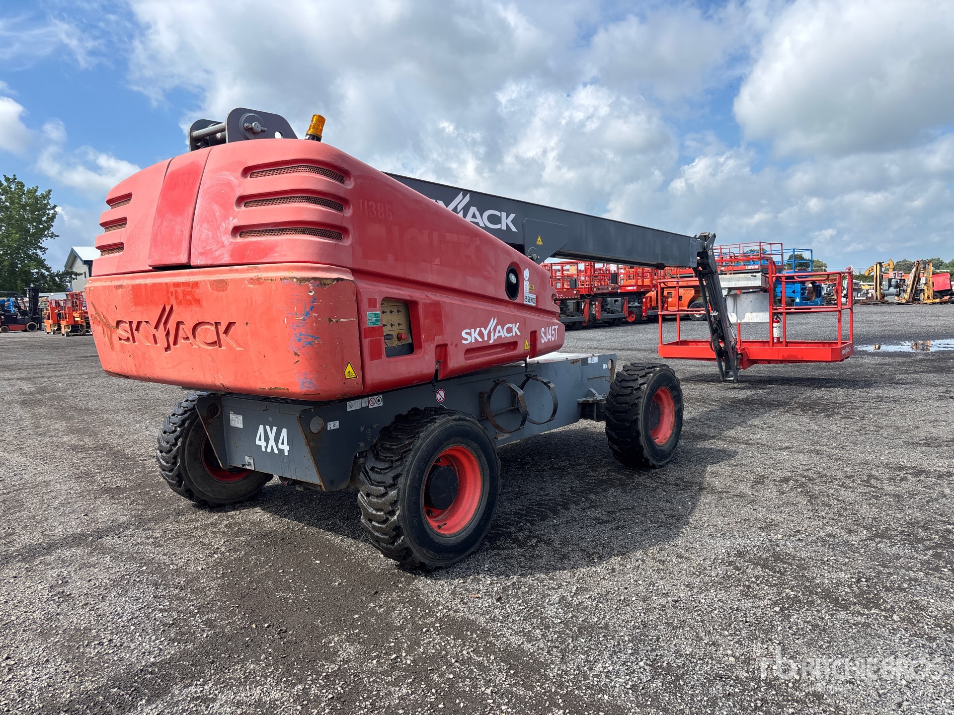 2018 Skyjack SJ45T